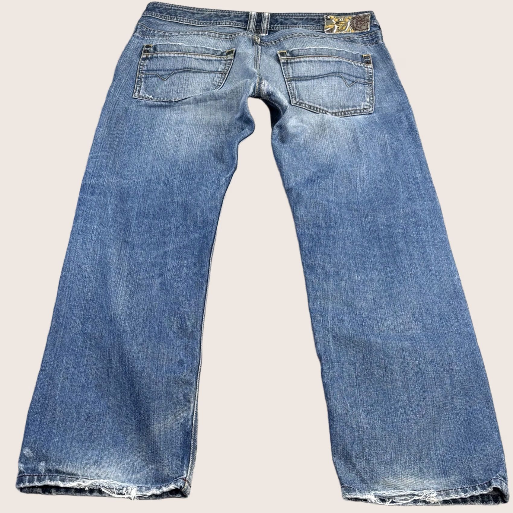 Diesel Diesel Timmen Jeans W36 L32 Men Blue Distressed Pant Wash 0089Z Vintage No Distressed Pattern Regular Denim 5-Pocket Design Mens Size US 36 / EU 52 - 1 Thumbnail