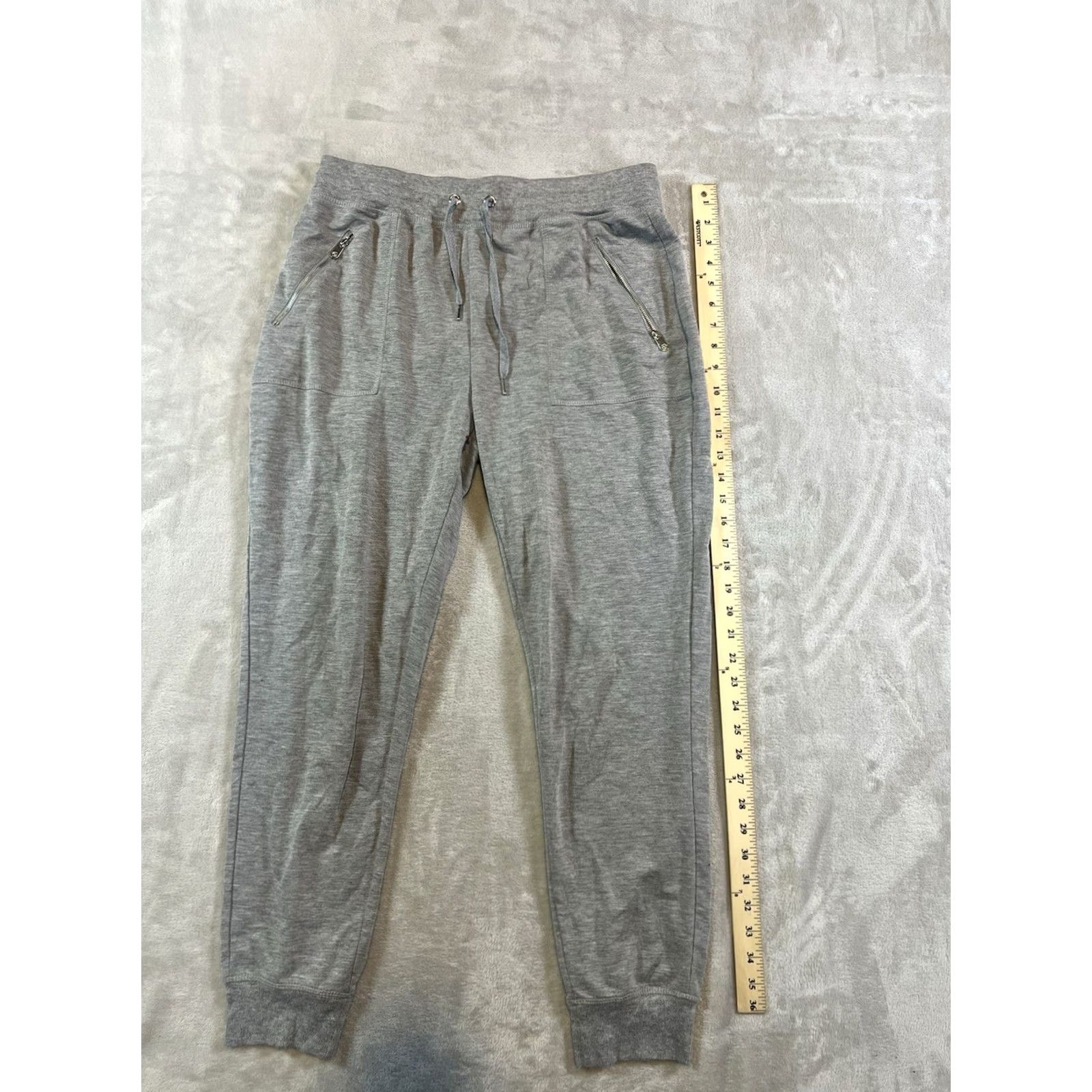 Vintage Adrienne Vittadini Jogger Sweatpants Women’s | Size L | Gray with Pockets | Cotton Nylon Polyester Mix | Glitter Accents | Casual Relaxed Fit Size 36" / US 14 / IT 50 - 3 Thumbnail