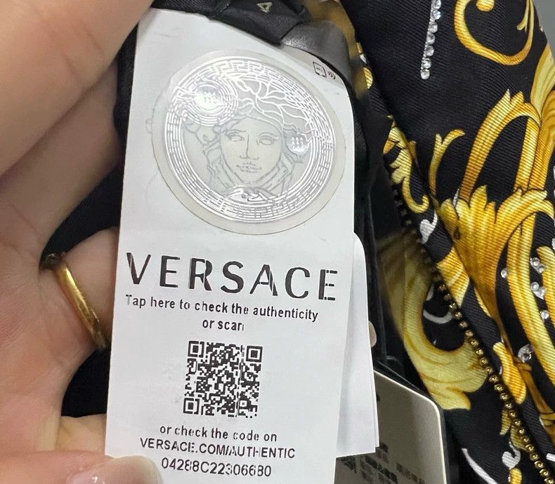 Versace Versace Rhinestones are full of printed coats Size S / US 4 / IT 40 - 3 Thumbnail