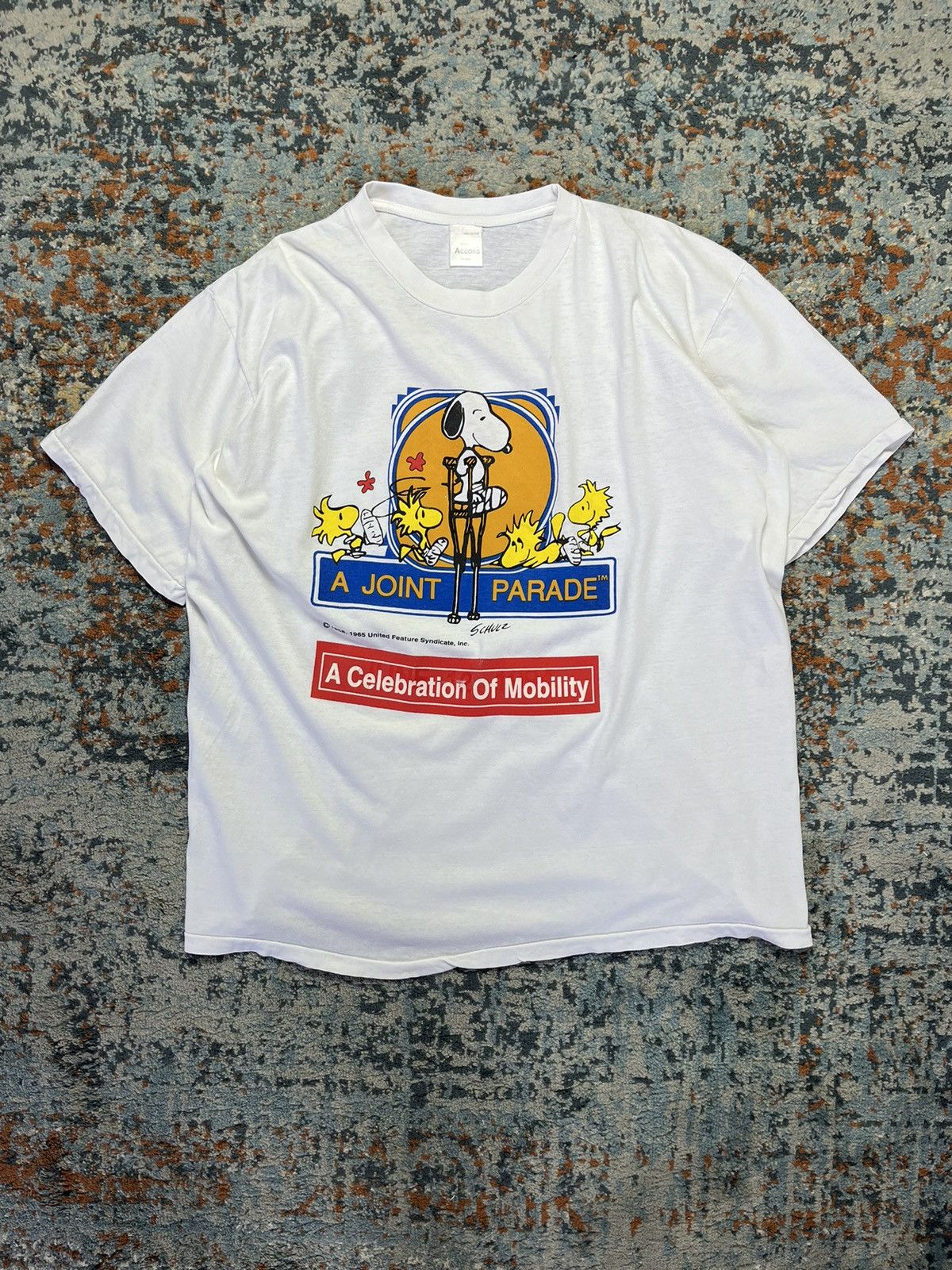 Cartoon Network × Vintage Vintage 80s Snoopy a joint parade graphic tee Size US XL / EU 56 / 4 - 1 Thumbnail