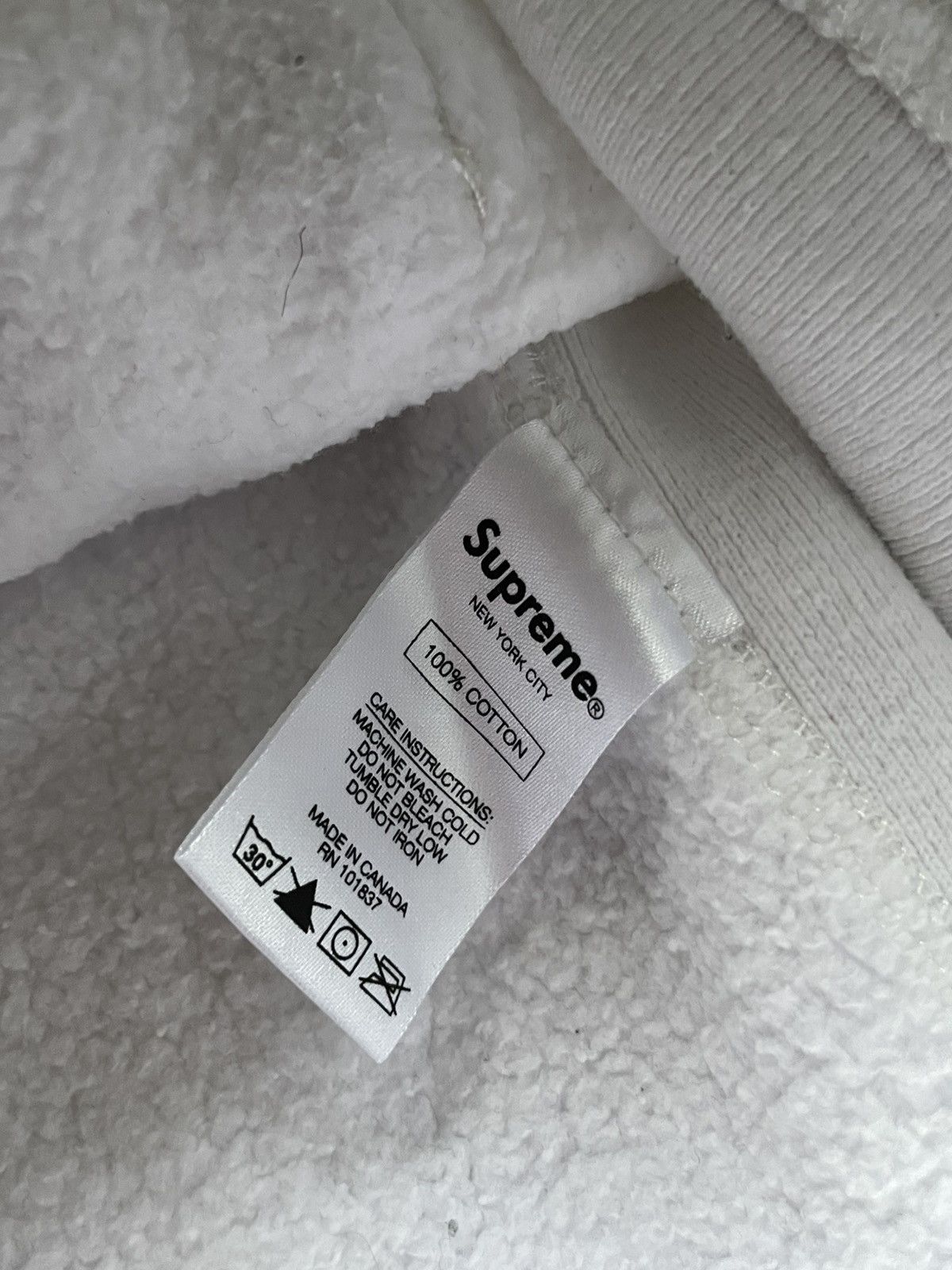 Supreme Supreme Skateboard Hoodie Men‘s White Size L Size US L / EU 52-54 / 3 - 7 Thumbnail