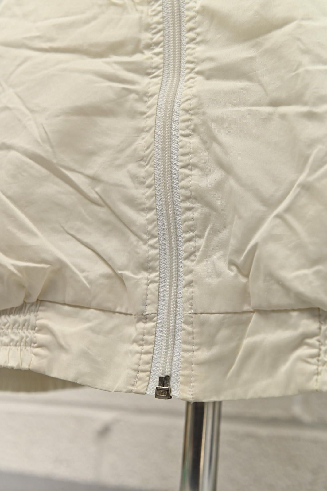 Reebok Reebok Cream Vintage Windbreaker Jacket Mens Size XL Size US XL / EU 56 / 4 - 8 Thumbnail