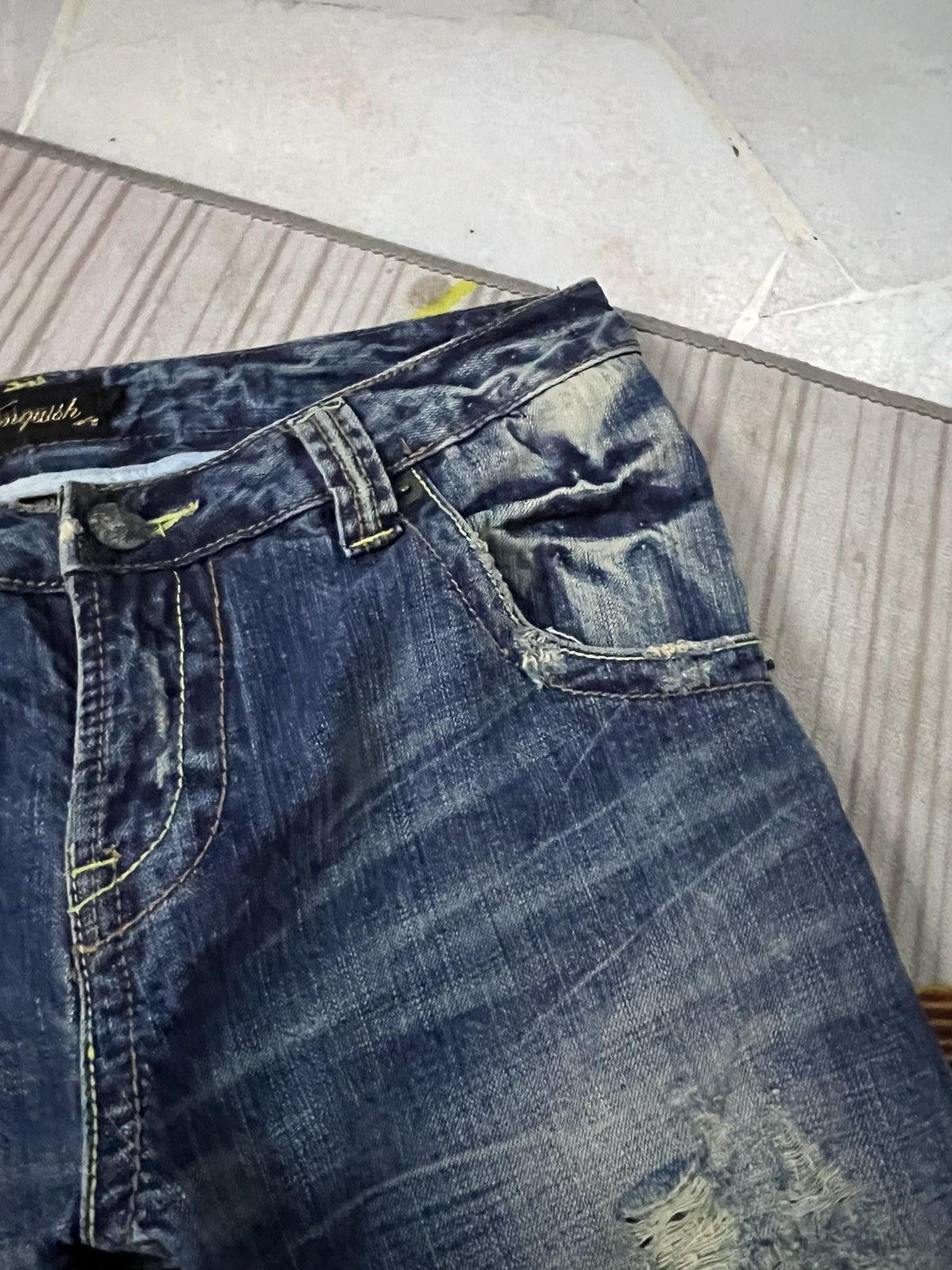 Japanese Brand 💥Vanquish Distresss Jean Very Rare Size US 32 / EU 48 - 9 Thumbnail