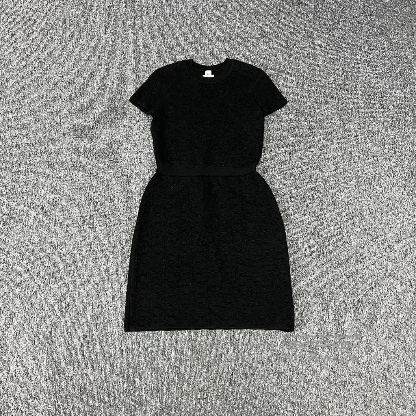 Hermes Hermes Pig nose Cashmere and silk knitted dress| Size S / US 4 / IT 40 - 1 Thumbnail
