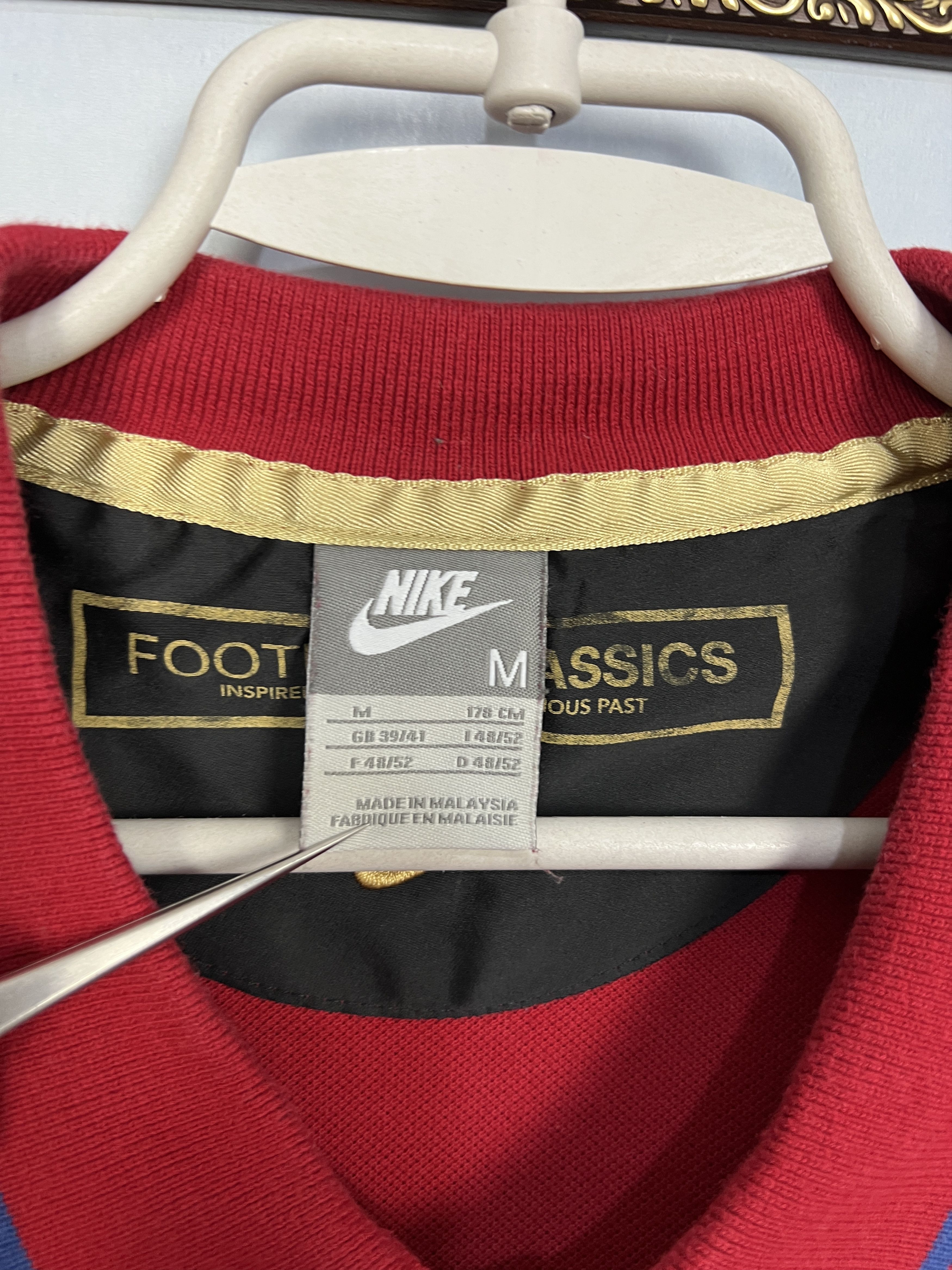 Nike Nike 2007 Barcelona Football Nike Polo Shirt Soccer Jersey Size US M / EU 48-50 / 2 - 5 Thumbnail