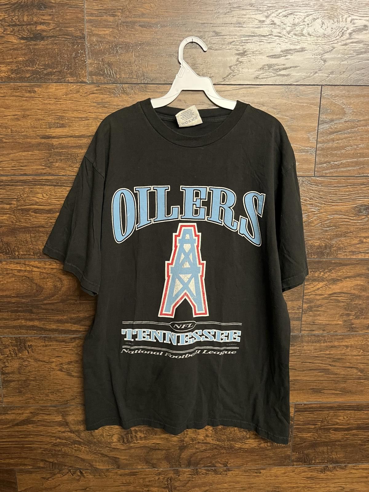 Lee VTG NFL Tennessee Oilers T-shirt Inaugural Season 1997 -L Size US L / EU 52-54 / 3 - 1 Thumbnail