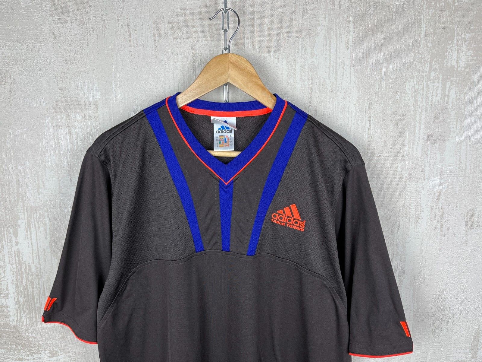 Adidas 00's Adidas Table Tennis Equipment Vintage T-shirt Size US L / EU 52-54 / 3 - 3 Thumbnail