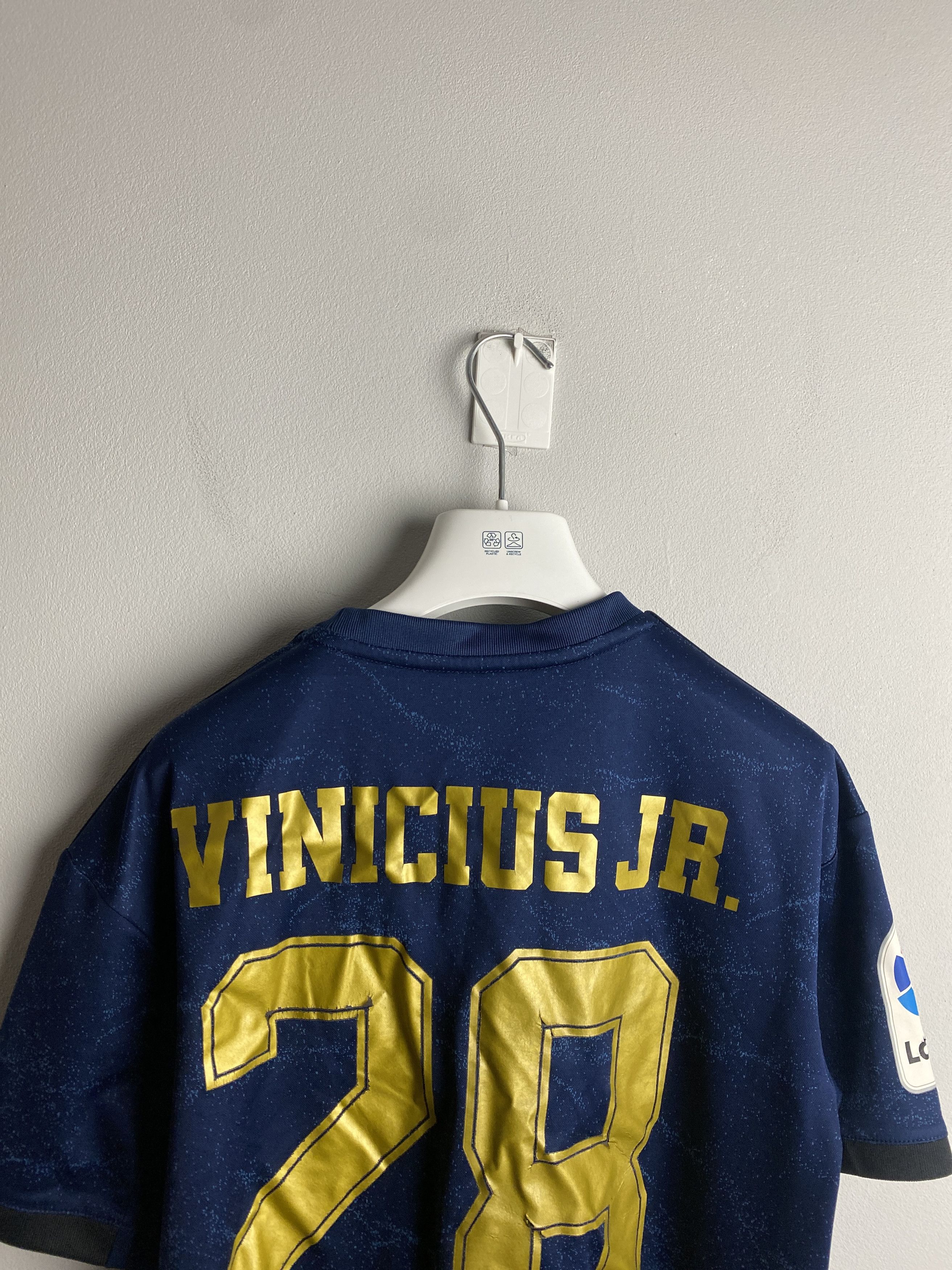 Adidas Adidas Real Madrid 2019 Jersey Shirt vinivius jr. blokecore Size US S / EU 44-46 / 1 - 7 Thumbnail