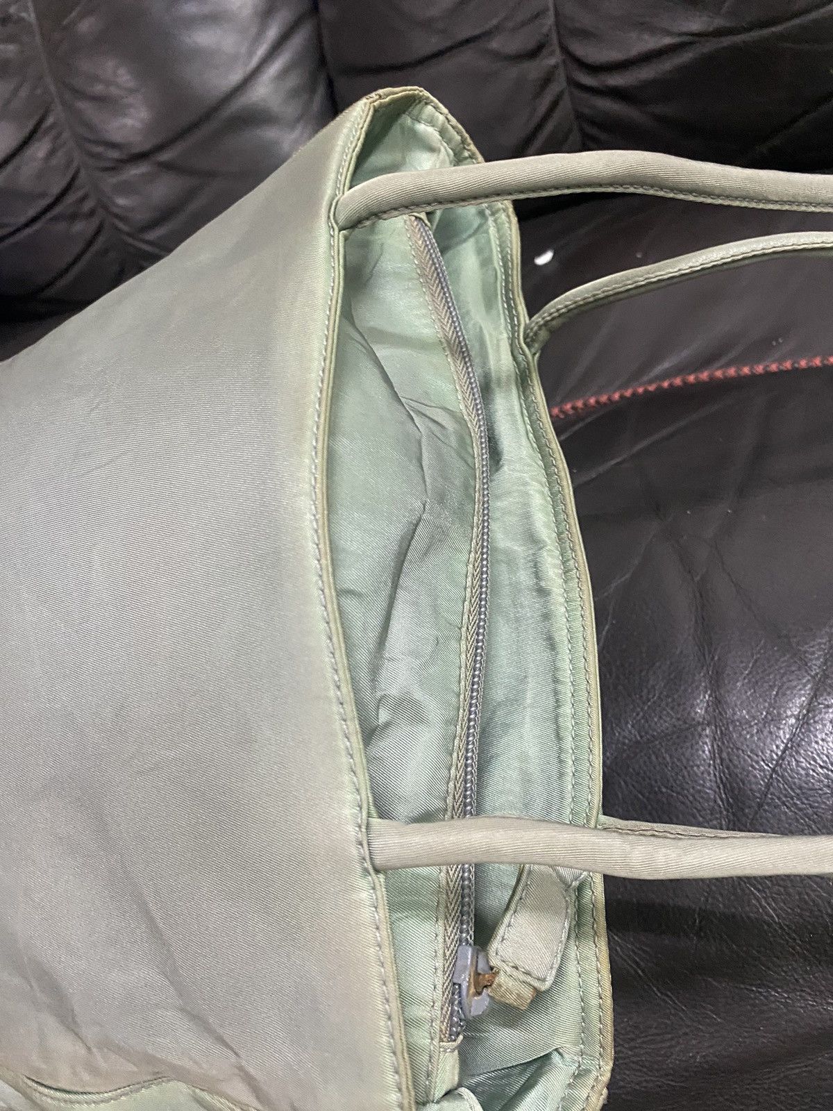 Prada Authentic Prada Tessuto Nyalon Tote Shoulder Bag FADED Size ONE SIZE - 12 Thumbnail