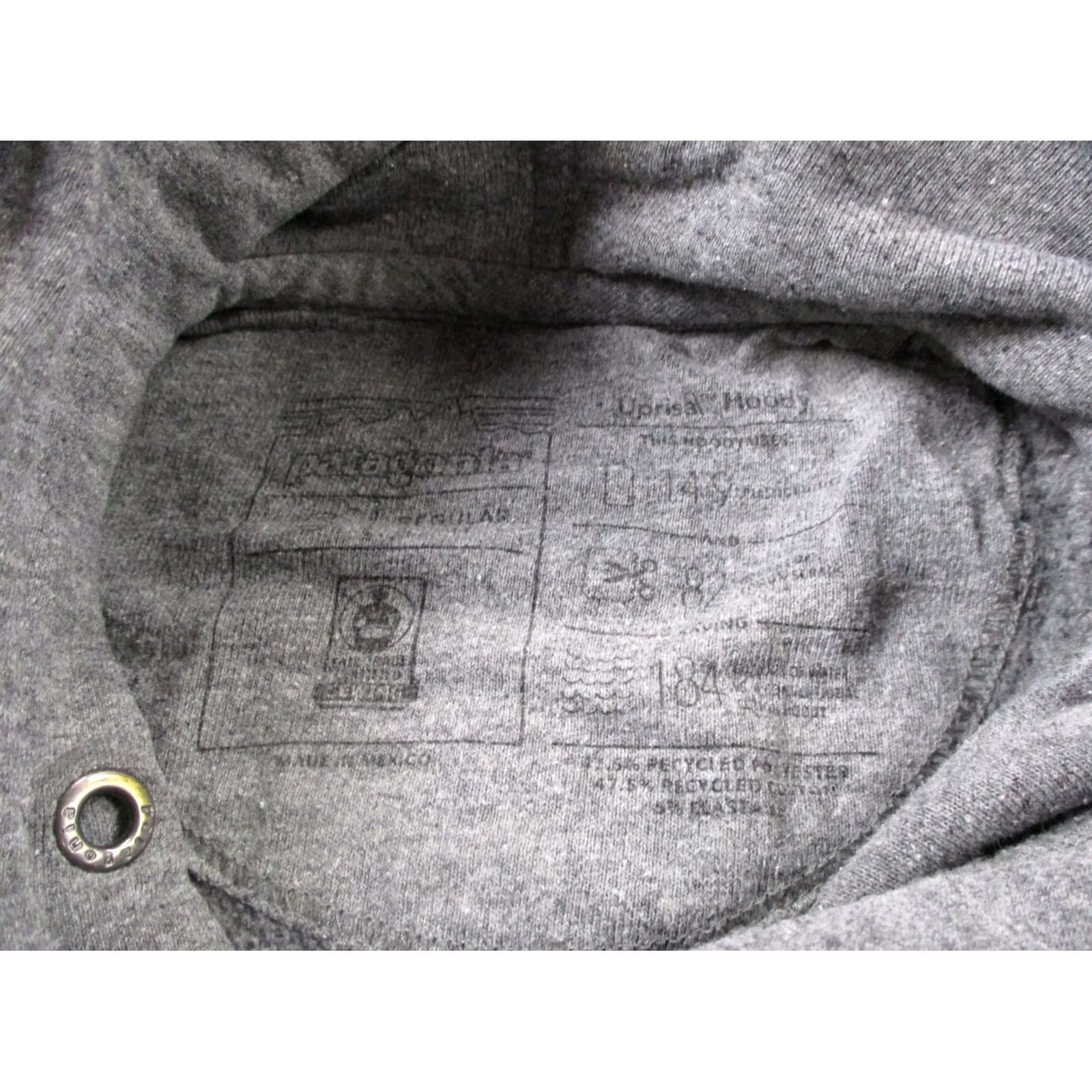 Patagonia Patagonia Hoodie Mens S Gray Logo Pullover Sweatshirt Regular Fit Hooded Knit Front Logo Size US S / EU 44-46 / 1 - 6 Thumbnail