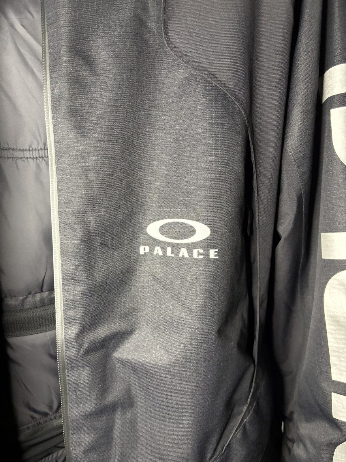 Oakley × Palace Palace x Oakley Snow Jacket FW24 Size US M / EU 48-50 / 2 - 5 Thumbnail
