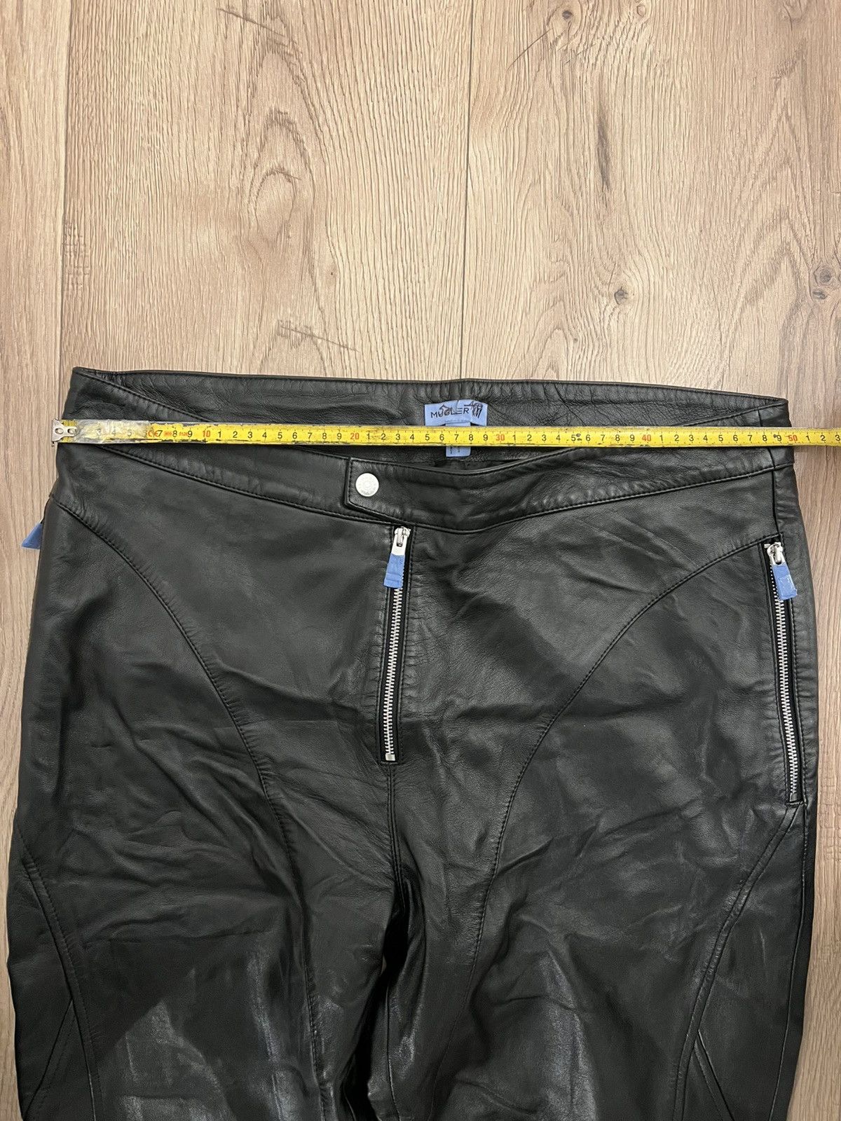 H&M × Mugler Exclusive Mugler x H&M Black Leather Panelled Trousers Size US 40 / EU 56 - 8 Thumbnail