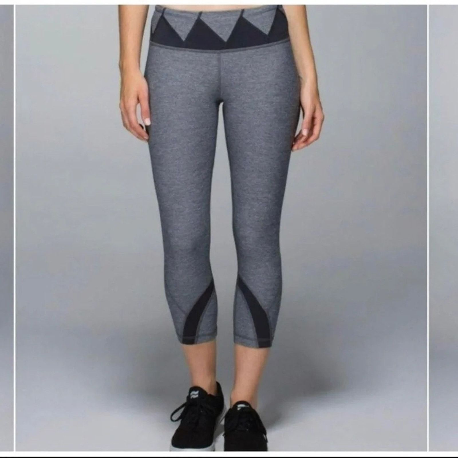 Lululemon Lululemon Run Inspire Crop II Luxtreme 6 Cropped Leggings Size 28" / US 6 / IT 42 - 13 Thumbnail