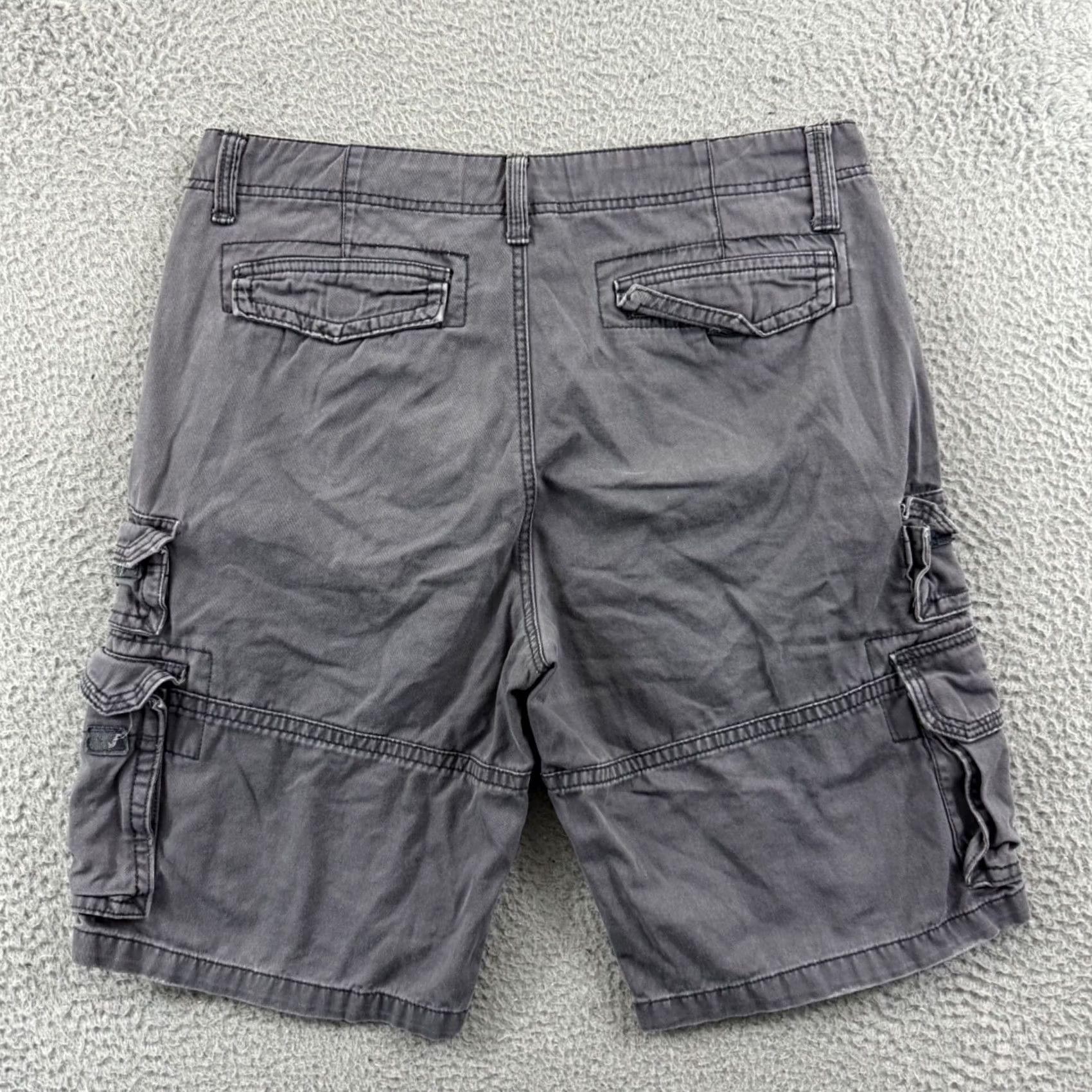 Vintage VINTAGE Plugg Cargo Shorts Mens 32 Gray Baggy Skater Grunge Outdoor Zip 90s Y2K 11" Size US 32 / EU 48 - 7 Thumbnail
