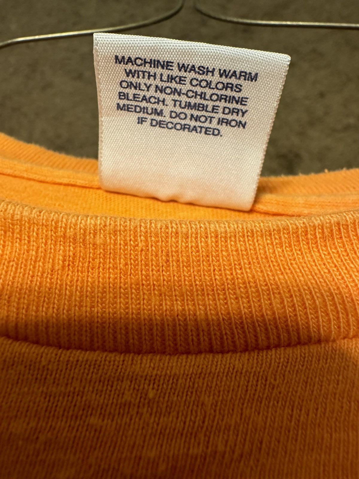 Supreme KAWS Orange Box Logo 2002 Size US M / EU 48-50 / 2 - 2 Thumbnail