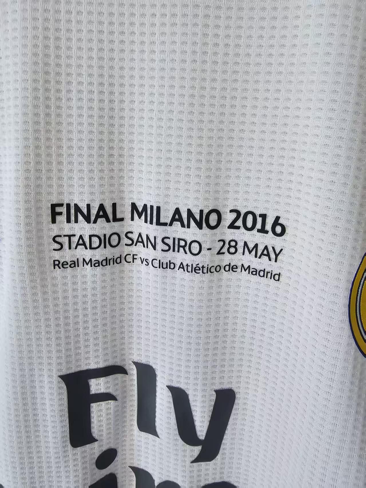 Other 2016 Real Madrid #7 C Ronaldo Jersey Long Size US XL / EU 56 / 4 - 5 Thumbnail
