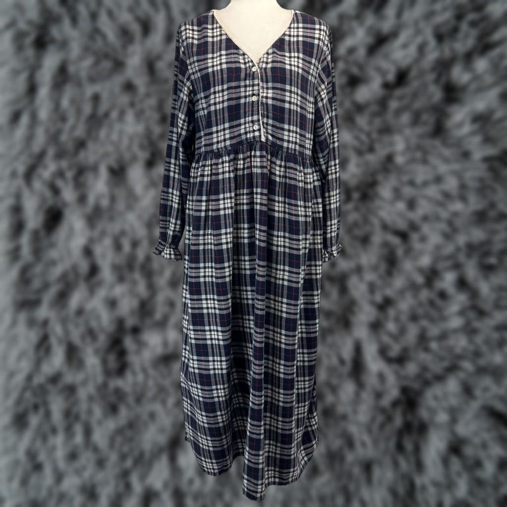 Talbots VINTAGE Talbots Gown Nightgown Flannel Plaid Long Sleeve Empire Waist 51" Blue 90s Womens Regular Size N/A Size ONE SIZE - 1 Thumbnail