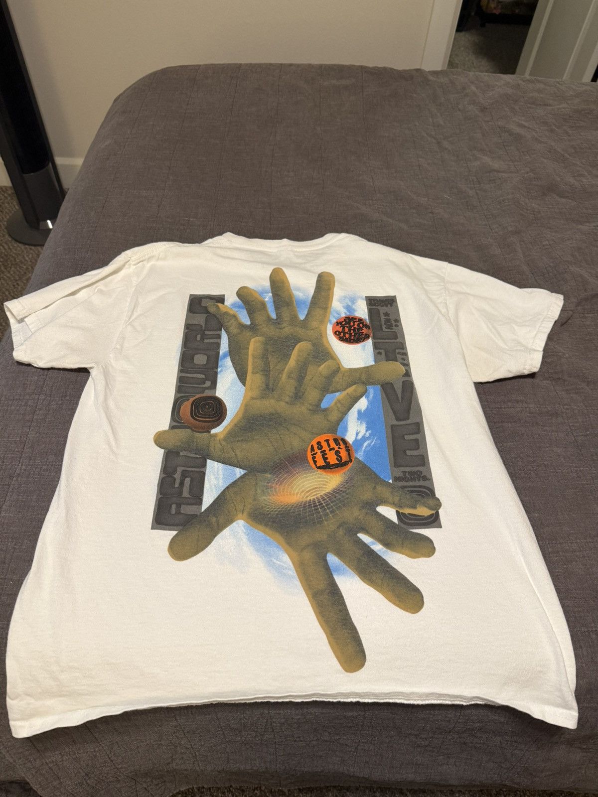Travis Scott Travis Scott Astroworld Fest White Tee Size US M / EU 48-50 / 2 - 5 Thumbnail