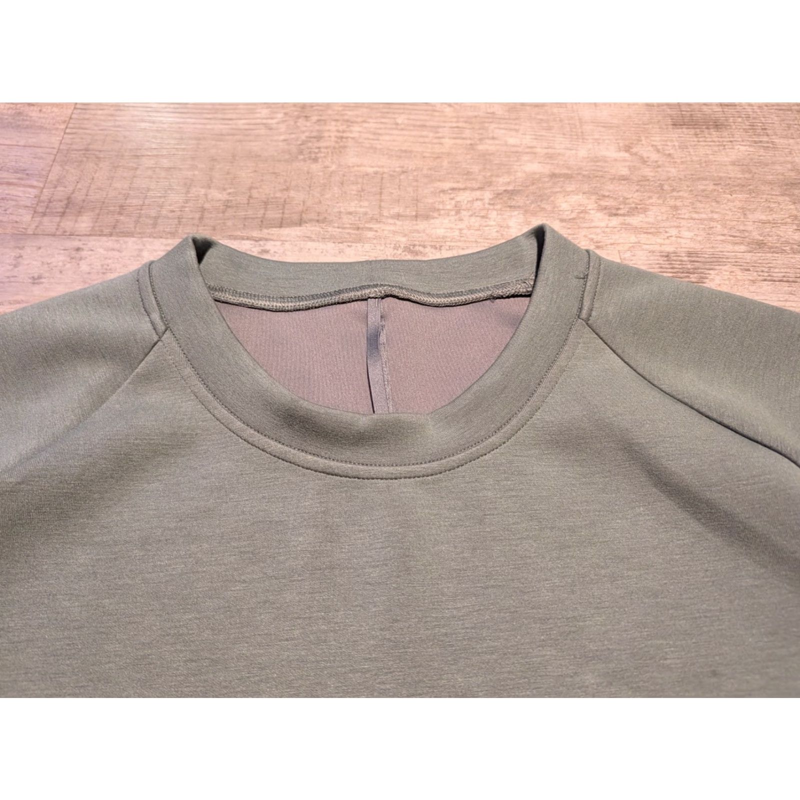 Lululemon Lululemon Men's Engineered Warmth Long Sleeve Crew XL Green Shirt Size US XL / EU 56 / 4 - 7 Thumbnail