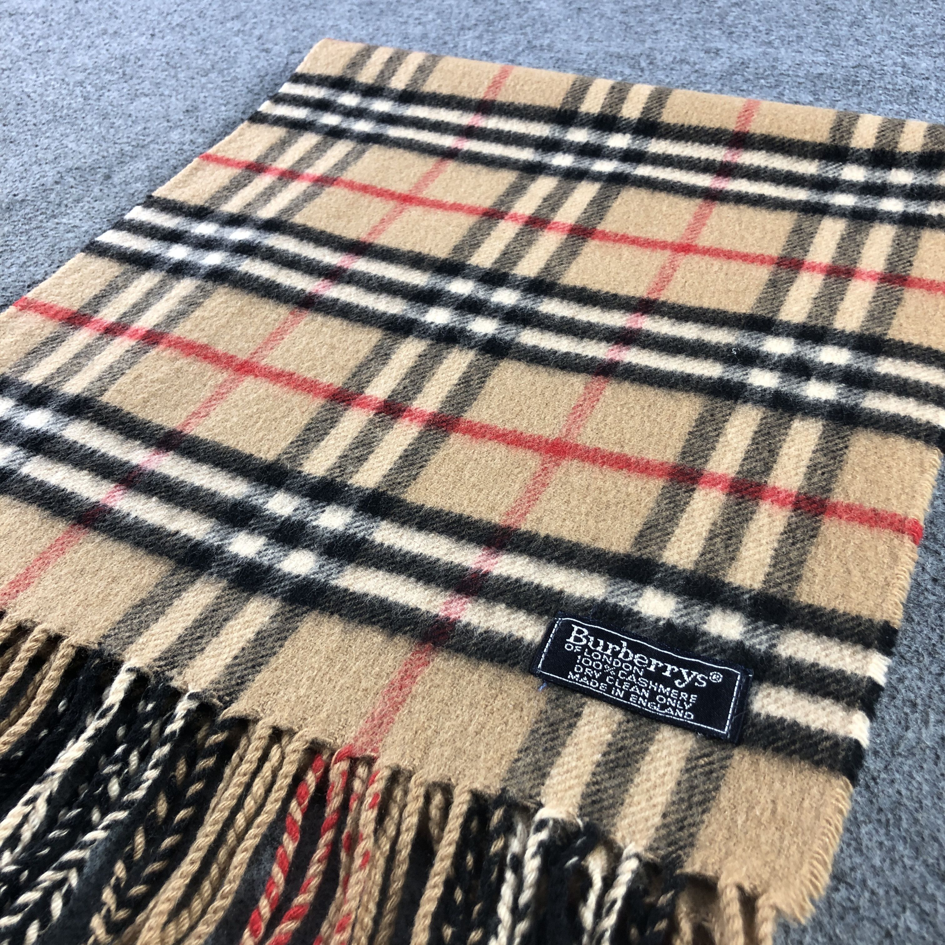 Burberry Burberrys Nova Check Tanned Cashmere Scarf Muffler V2818 Size ONE SIZE - 4 Thumbnail