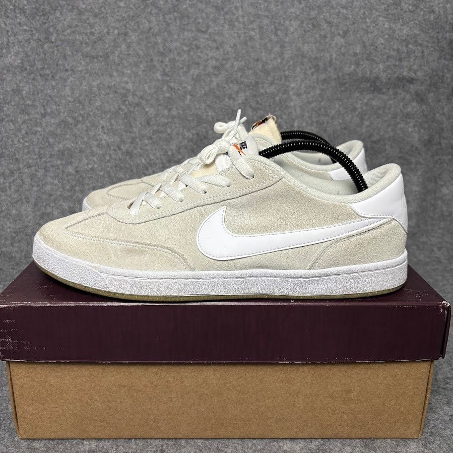 Nike Nike SB FC Classic Summit White Suede Skate Shoes Mens 12 US Size US 12 / EU 45 - 4 Thumbnail