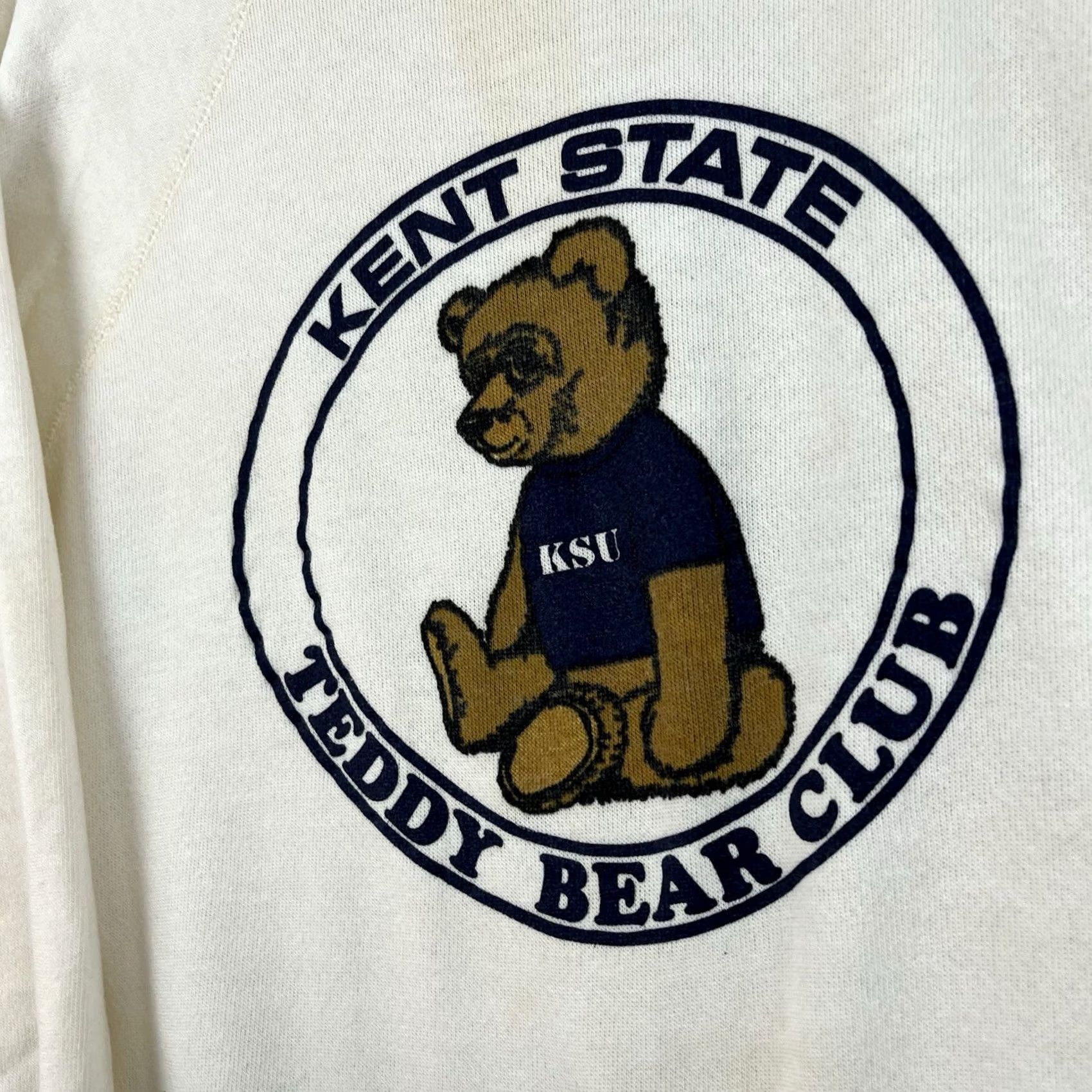 Velva Sheen VINTAGE Velva Sheen Sweatshirt Raglan Kent State 80s Teddy Bear Velvet White Mens M Size US M / EU 48-50 / 2 - 2 Thumbnail