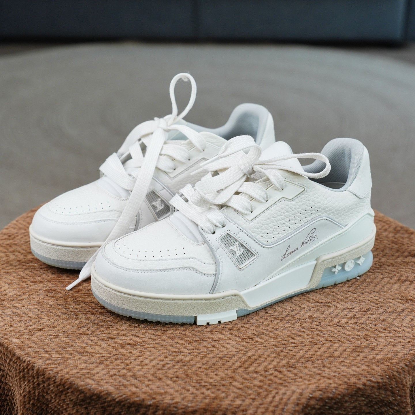 Louis Vuitton Louis Vuitton Training White Lowtop Sneakers us_6-5 Women Size US 6.5 / IT 36.5 - 1 Thumbnail