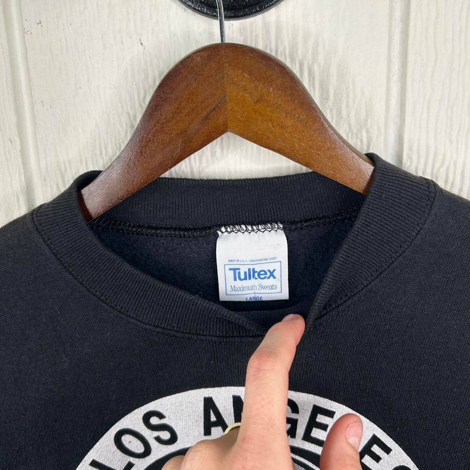 Tultex Vintage 90's Los Angeles Raiders NFL Crewneck Size Large Size US L / EU 52-54 / 3 - 3 Thumbnail