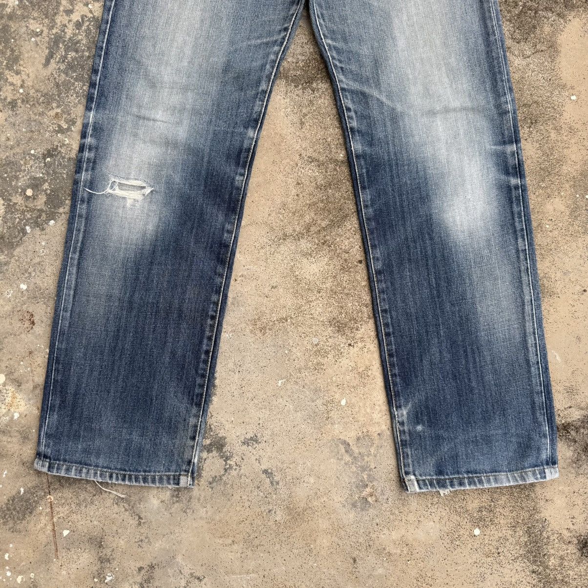 Japanese Brand VINTAGE JAPANESE FADED RIPPEP JEAN DENIM PANTS Size US 34 / EU 50 - 3 Thumbnail
