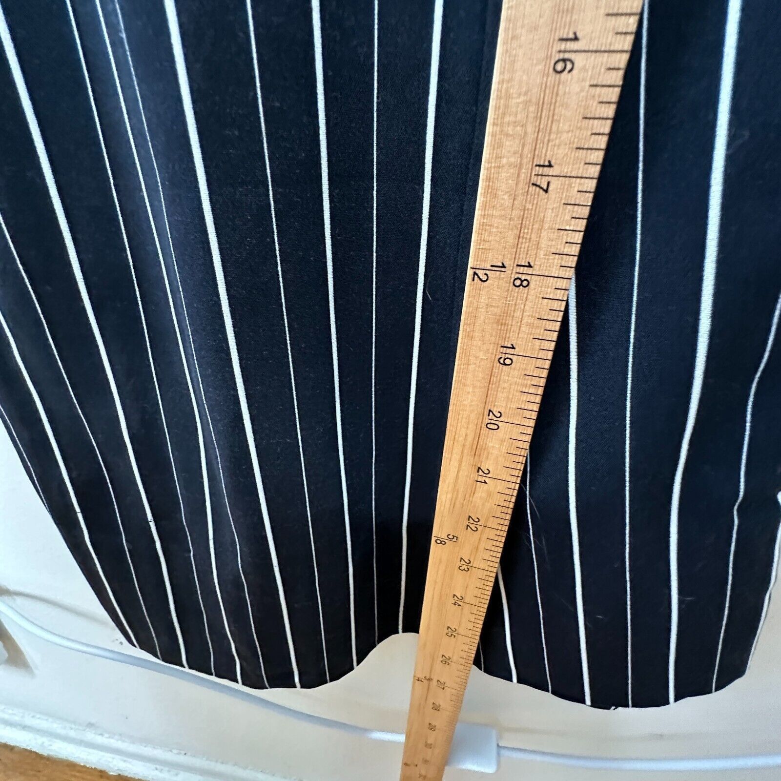 Other Dance & Marvel Pinstripe Cinched Wide Leg Front Zip Jumpsuit Size 27" / US 4 / IT 40 - 15 Thumbnail
