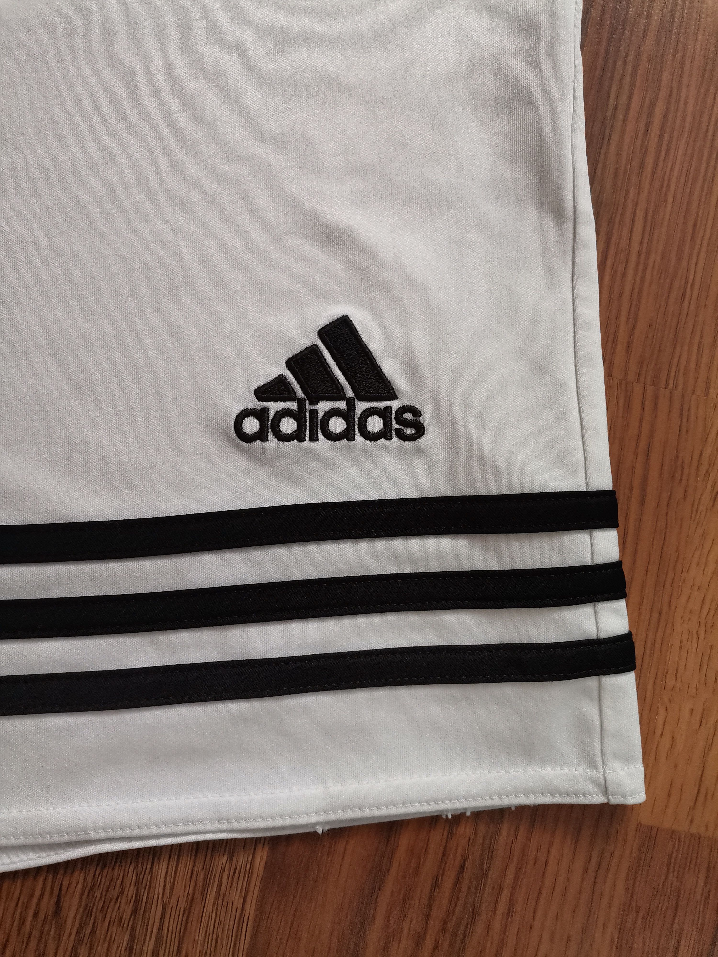 Adidas Adidas Shorts Size US 29 - 2 Thumbnail