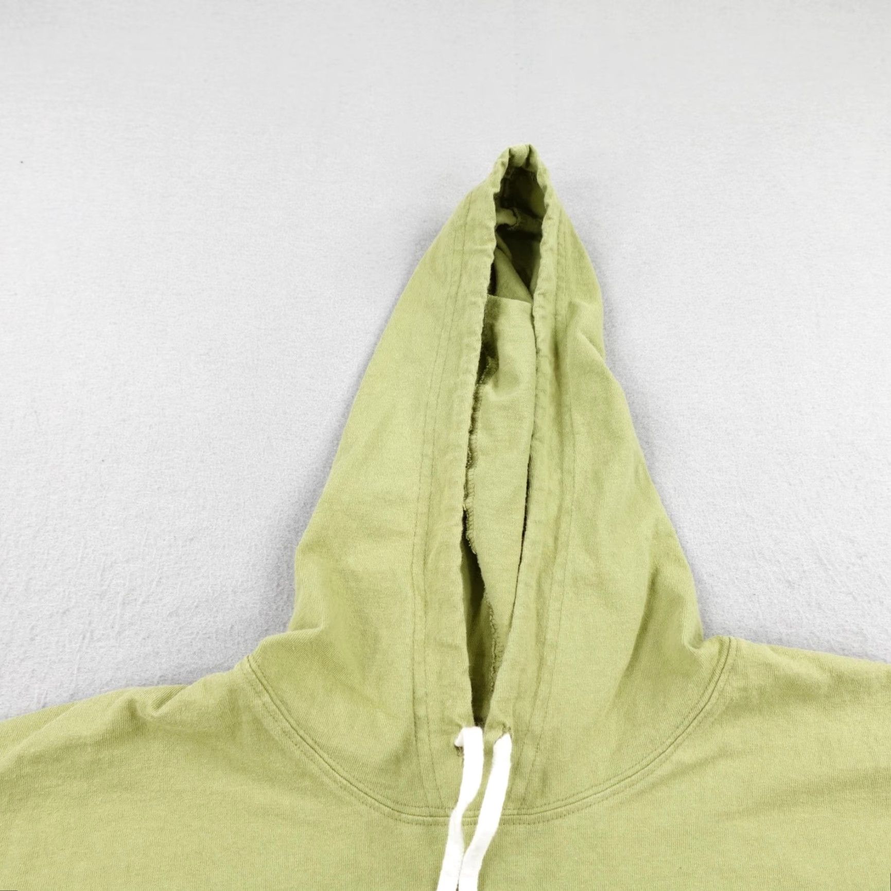 Disney Disney Hoodie M Encanto Bruno Spirit Jersey Hooded Shirt Green Pullover Mens Size US M / EU 48-50 / 2 - 2 Thumbnail