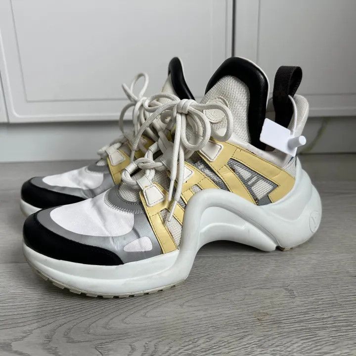 Louis Vuitton Louis Vuitton Archlight Low-top Sneakers in White Yellow 0079 Size US 8 / IT 38 - 1 Thumbnail