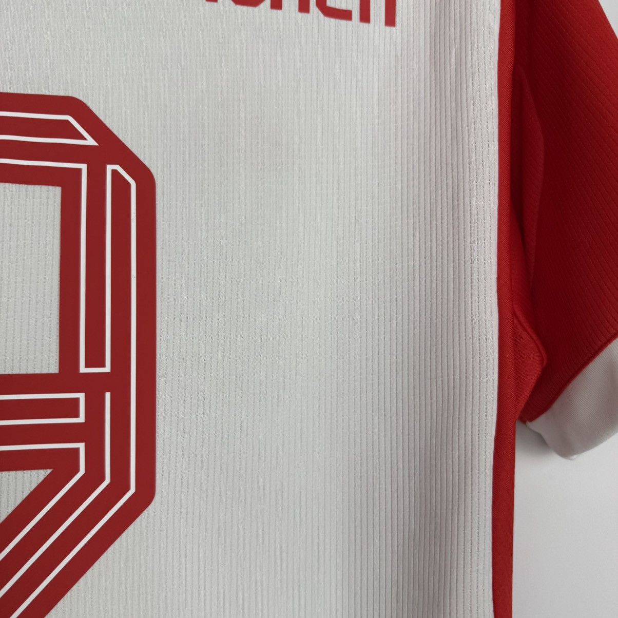 Adidas Bayern Munich 2023 Home Football Shirt Soccer Jersey Kane Size US L / EU 52-54 / 3 - 23 Thumbnail
