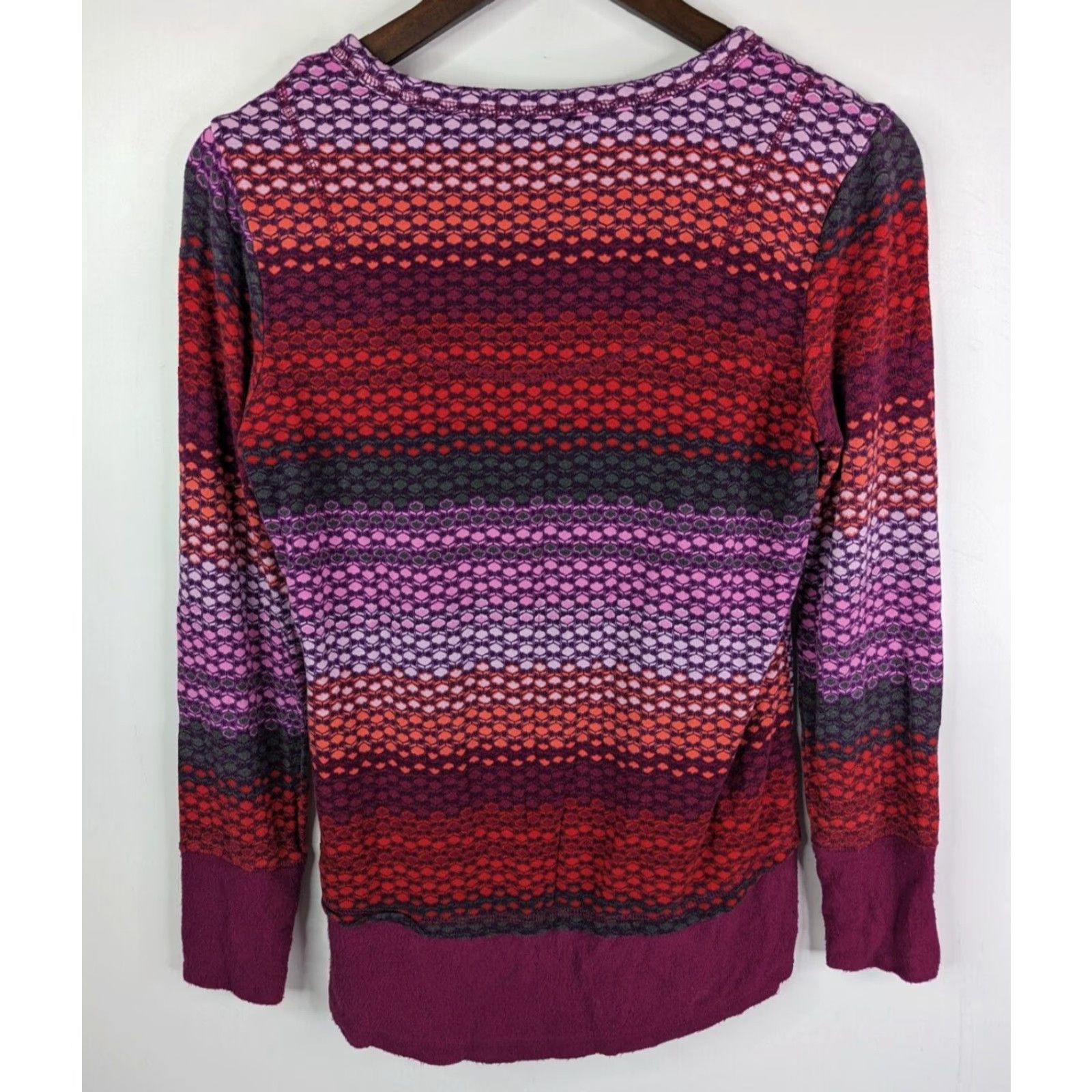 Vintage Josie Natori Pajama Top Womens Small Red Purple Rayon Henley Long Sleeve Size S / US 4 / IT 40 - 5 Thumbnail