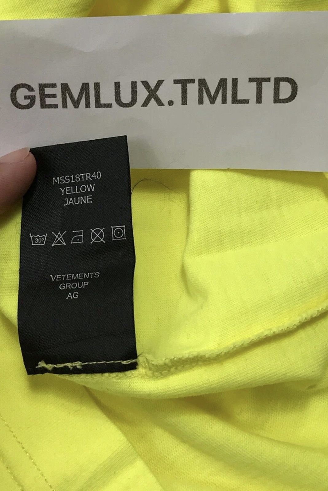 Vetements X UMBRO OVERSIZED EMBROIDRED PRINT T-SHIRT Size US XS / EU 42 / 0 - 8 Thumbnail