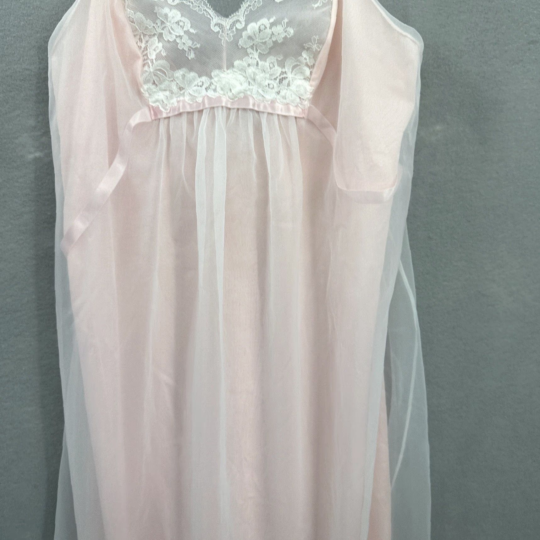 Vintage VINTAGE Vanity Fair Pink Nylon Tricot Long Cottagecore Womens 36 Small Sissy 60s Size ONE SIZE - 7 Thumbnail