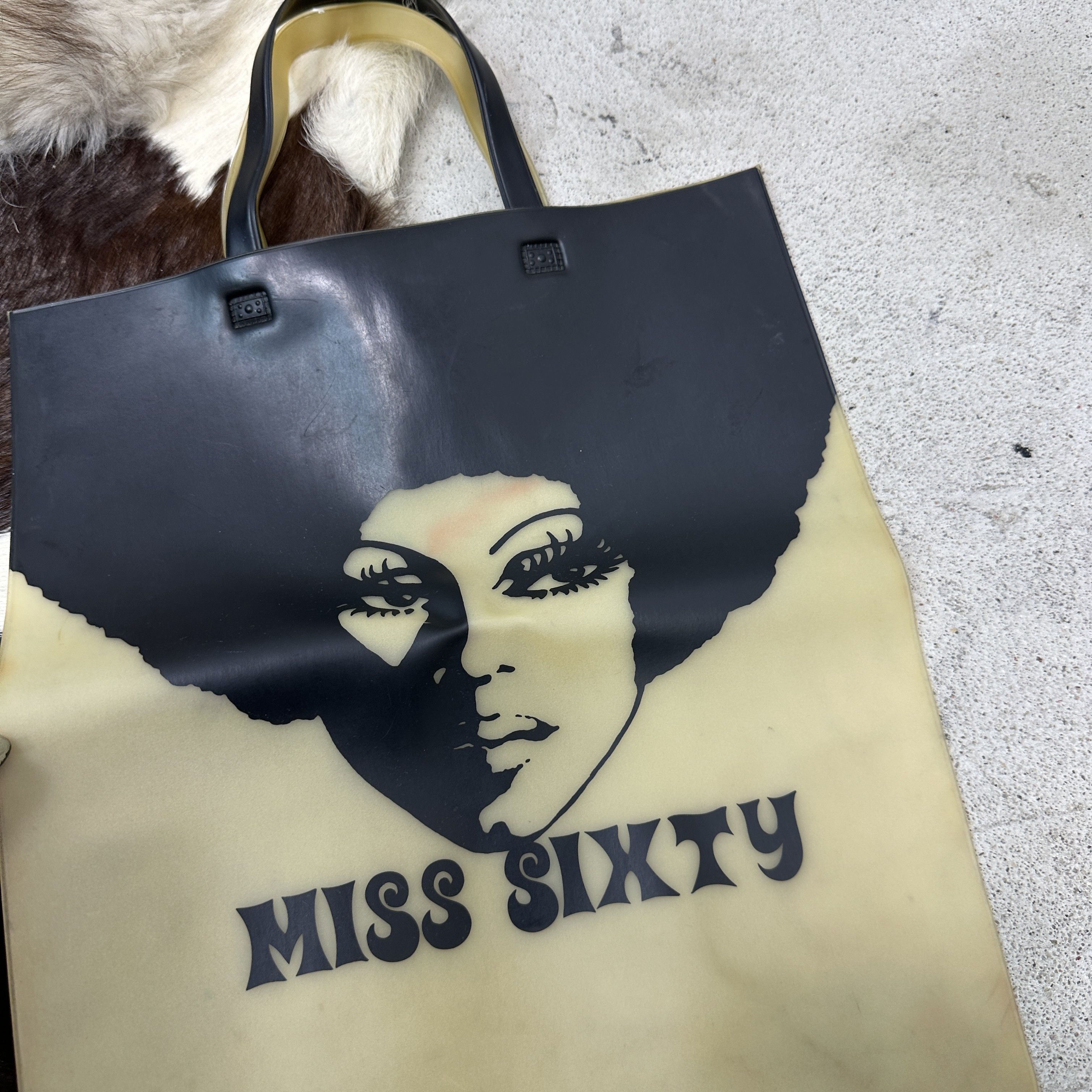 Miss Sixty Vintage Miss Sixty Fake Skin Printed Graphic Face Bag 00s Size ONE SIZE - 3 Thumbnail