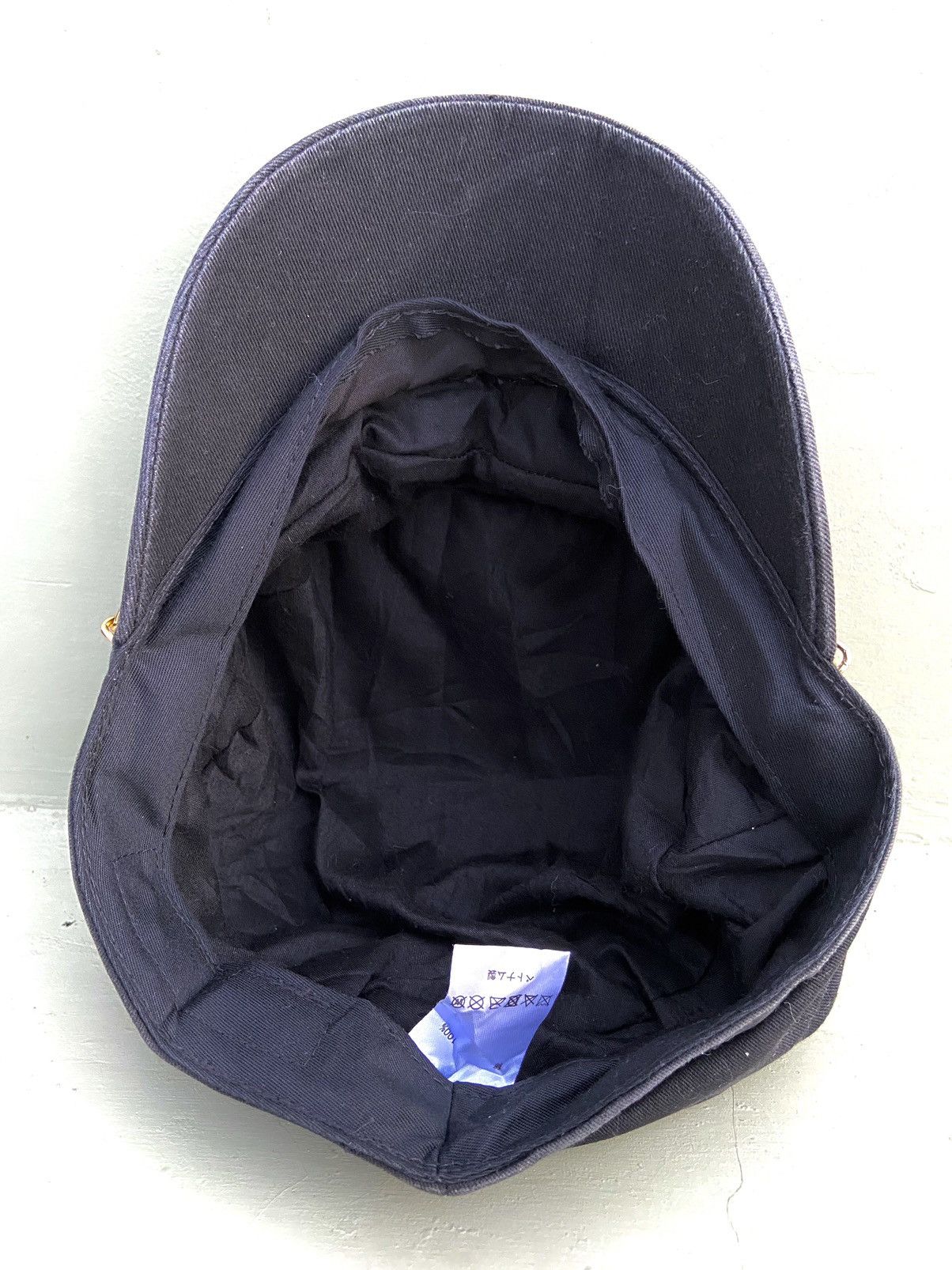 Le Grande Bleu (L.G.B.) 2000s Y2K Japanese style hat with gold chain Size ONE SIZE - 7 Thumbnail