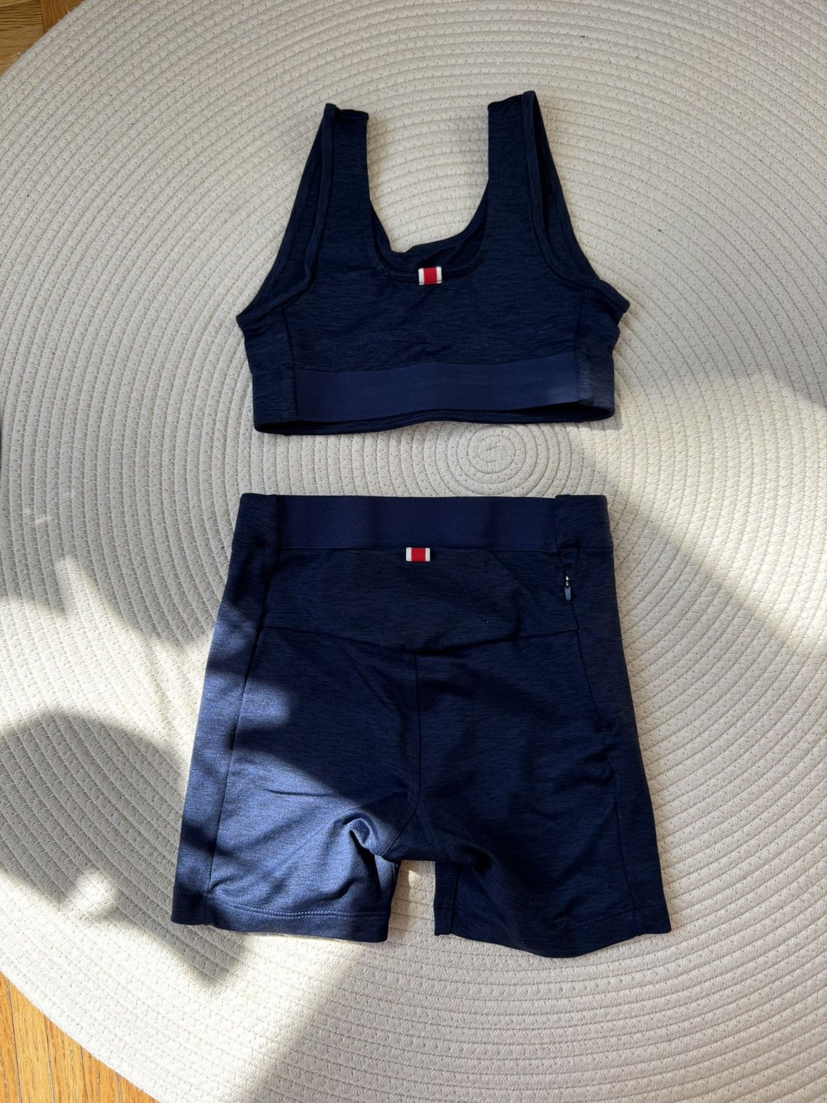 Tracksmith New England Tracksmith Session Bra & session short set size XS in Navy Size 24" / US 00 / IT 34 - 2 Thumbnail
