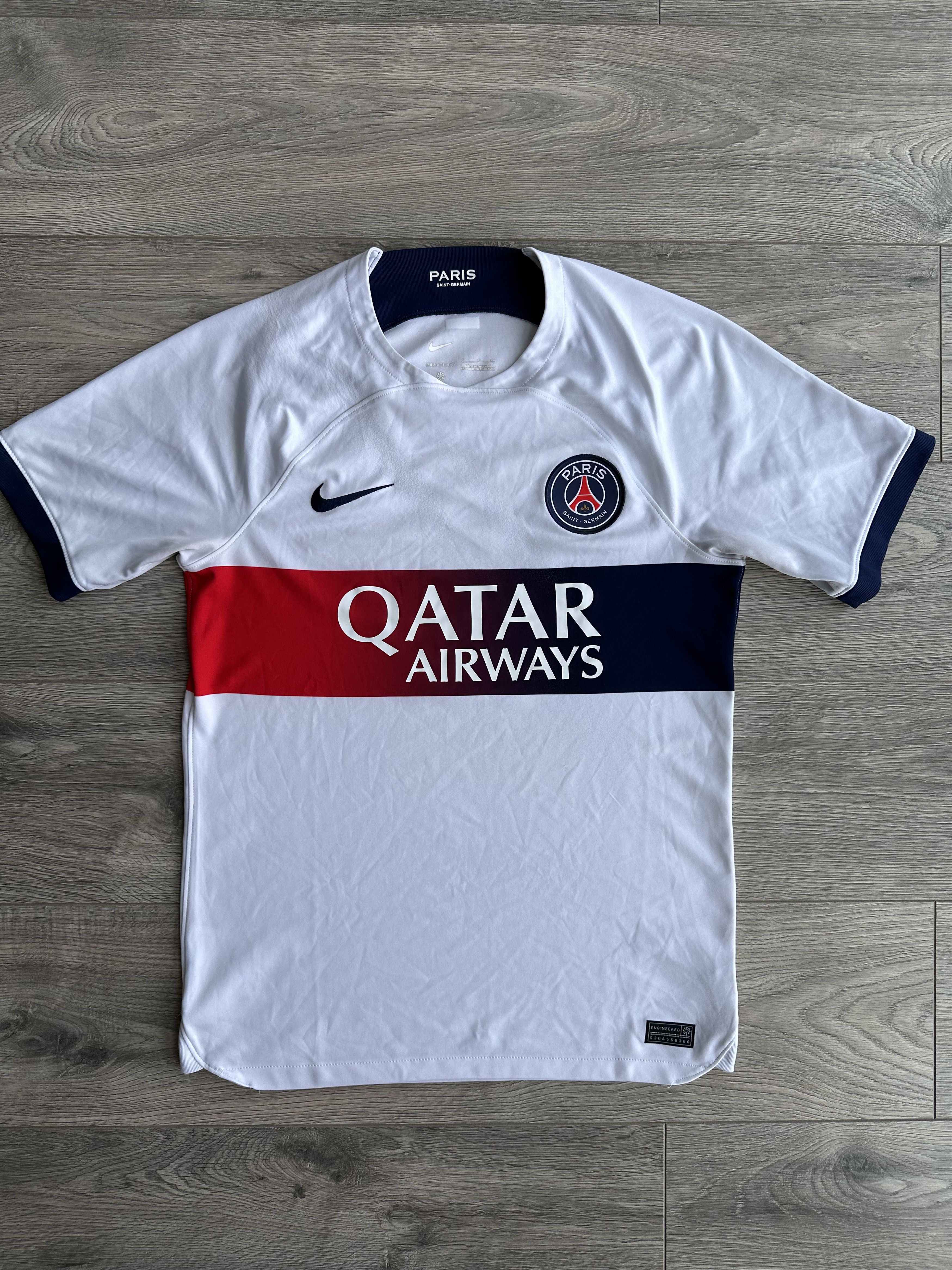 Nike Nike Psg Soccer Jersey t shirt Size US S / EU 44-46 / 1 - 1 Thumbnail