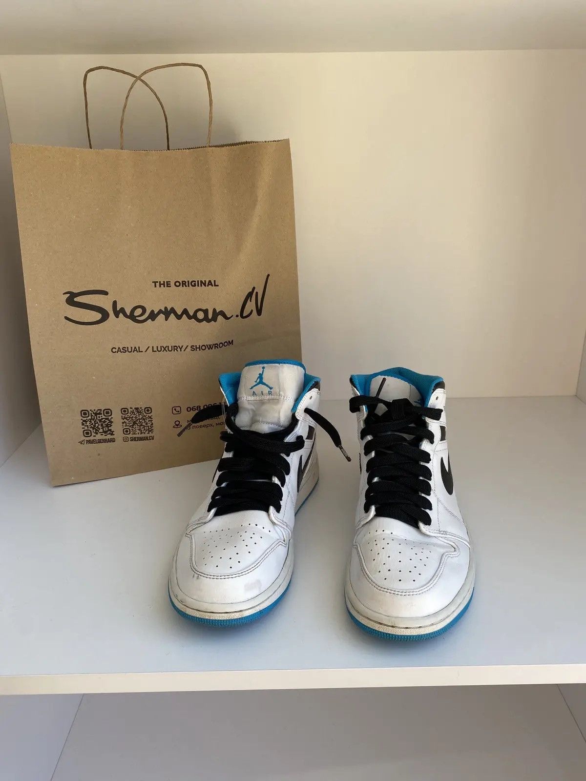 Nike × Vintage Nike Air Jordan 1 Mid White Laser Blue Black Mens Rare Size US 9 / EU 42 - 2 Thumbnail