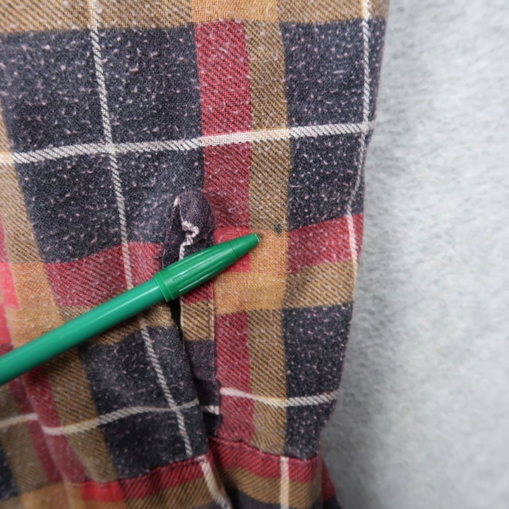Vintage VINTAGE 70s Mr Leggs Mens Plaid Flannel Button Up Shirt Blue Red M Size US M / EU 48-50 / 2 - 7 Thumbnail