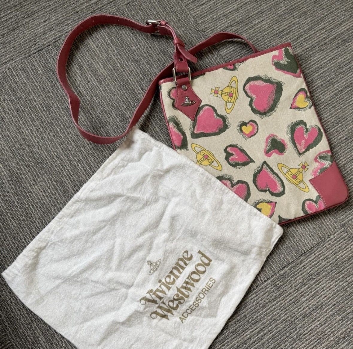 Vivienne Westwood Vivienne westwood pink orb heart purse Size ONE SIZE - 1 Thumbnail