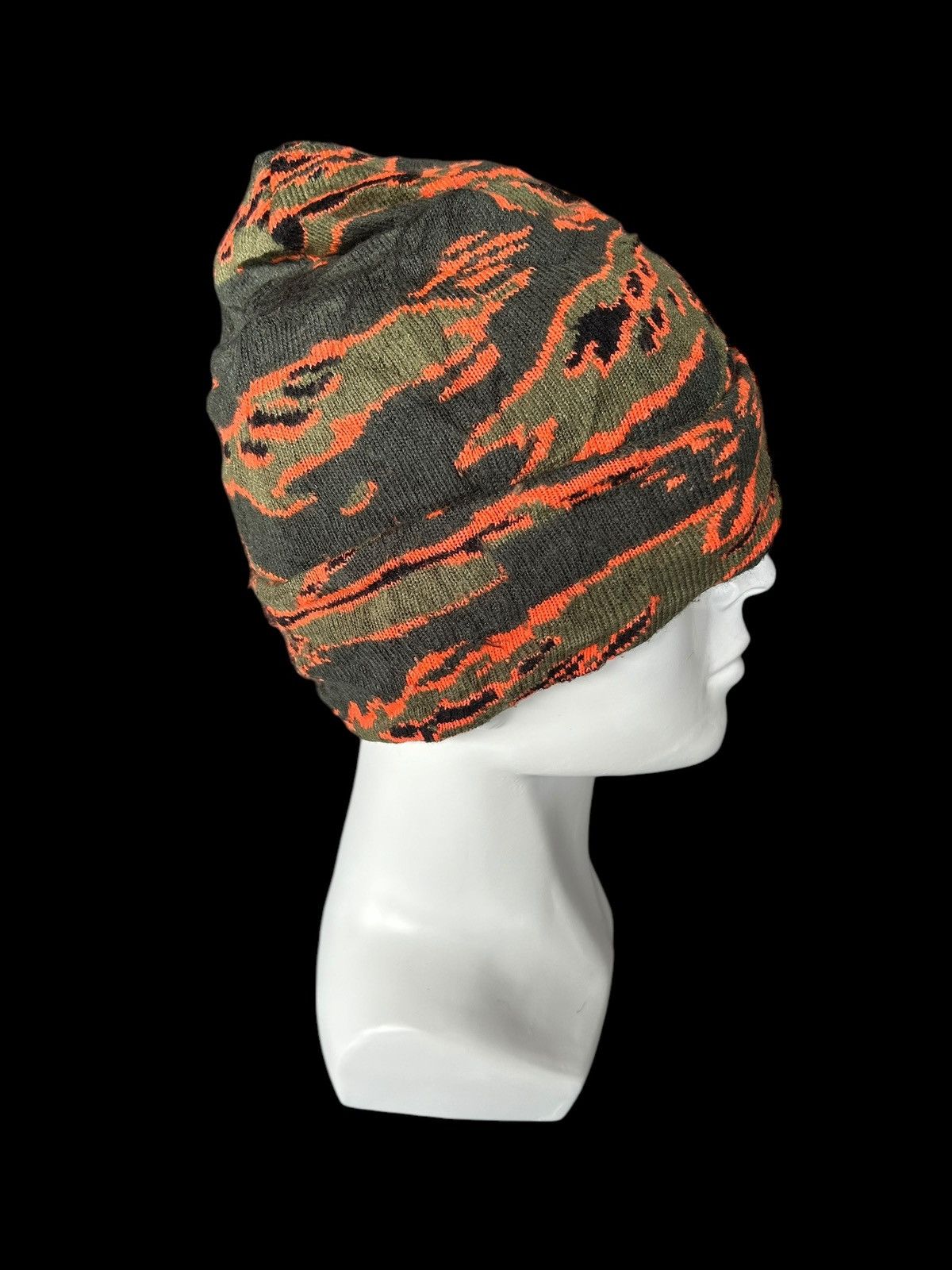 Dickies × Japanese Brand Rare Design Dickies Beanie Hats ☠️☠️ Size ONE SIZE - 2 Thumbnail