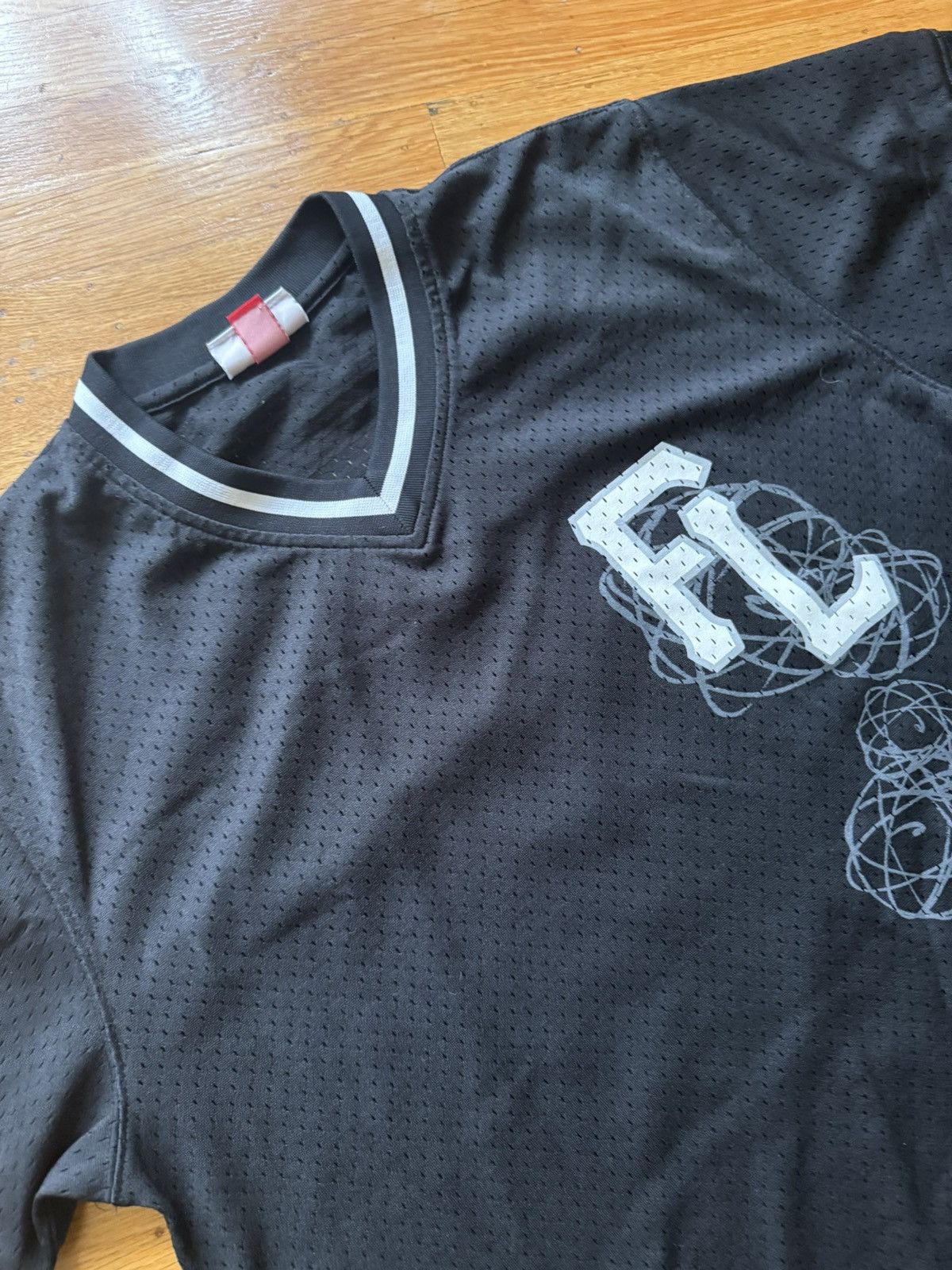 Mitchell & Ness Mitchell & Ness x Futura Laboratories Jersey Size US L / EU 52-54 / 3 - 1 Thumbnail