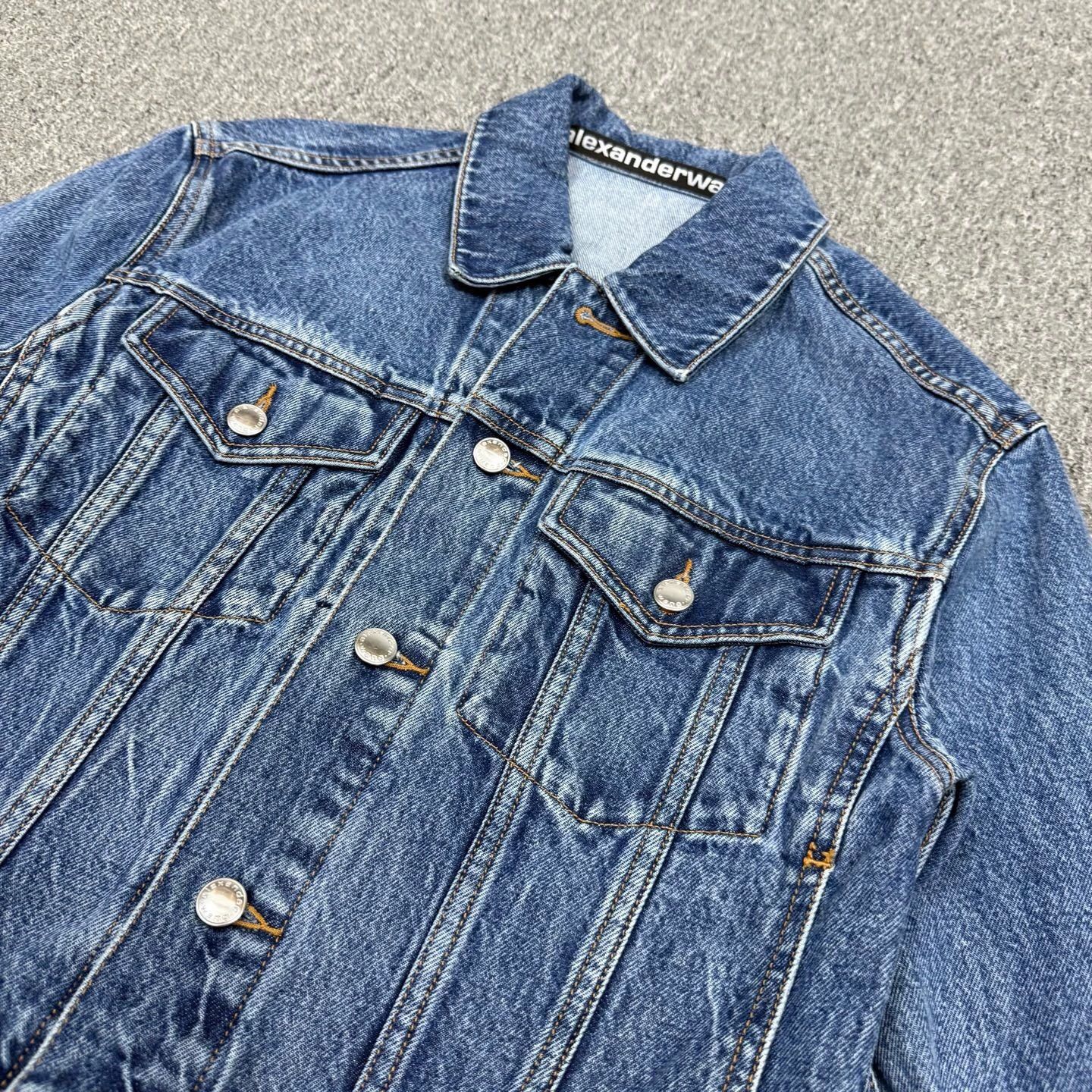 Alexander Wang Alexander Wang blue logo denim jacket XS MINT Size XS / US 0-2 / IT 36-38 - 3 Thumbnail