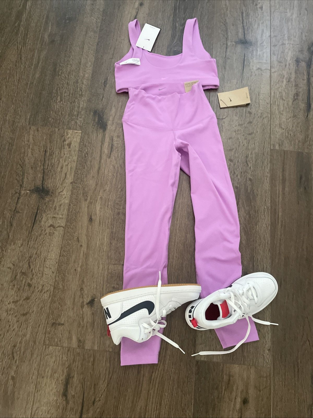 Nike Nike Gym wear set Pink size medium Size 34" / US 12 / IT 48 - 1 Thumbnail