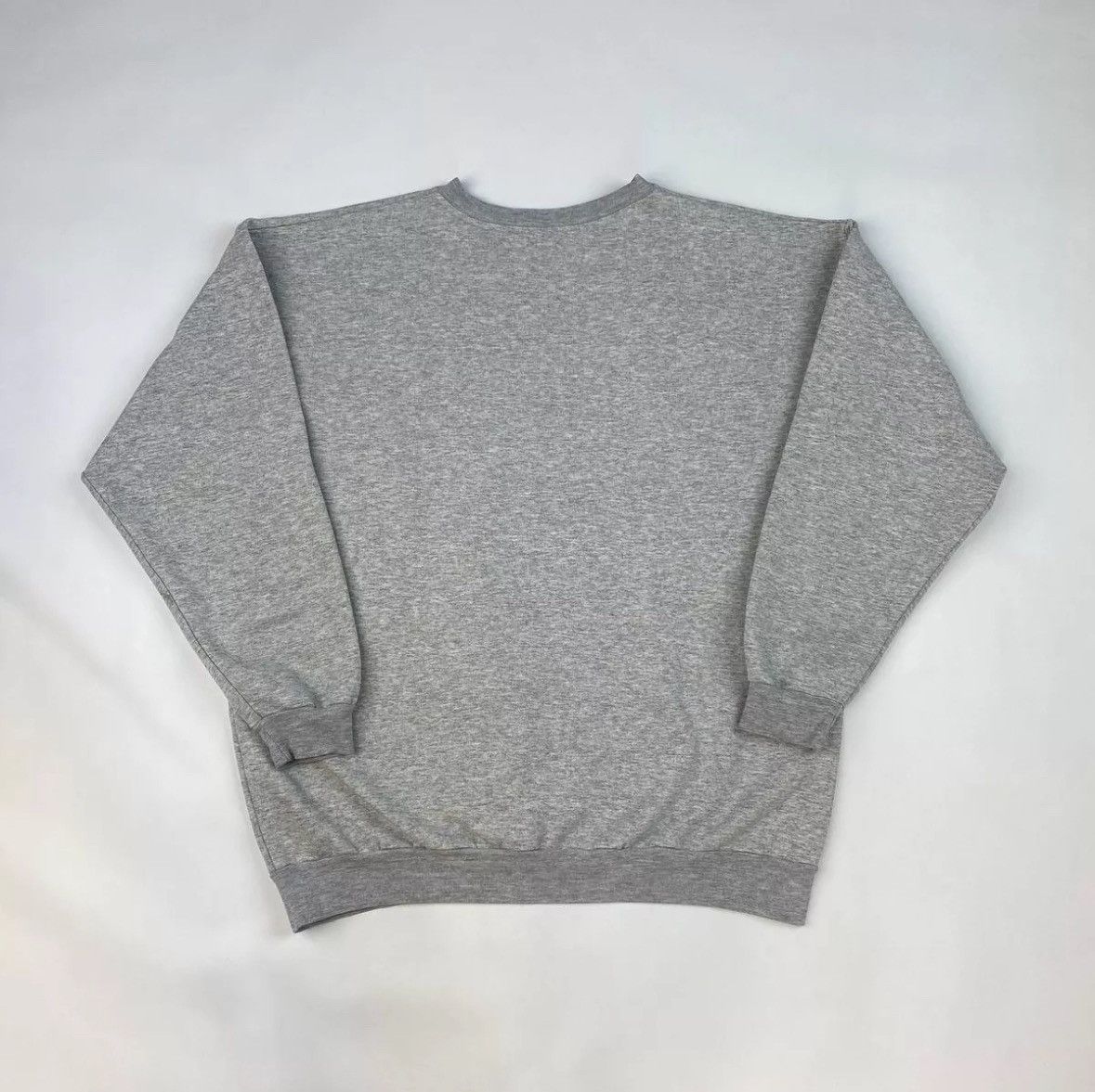 NBA × Warner Bros Vintage Sweatshirt Chicago Bulls Looney Tunes Gray Taz Size US L / EU 52-54 / 3 - 4 Thumbnail