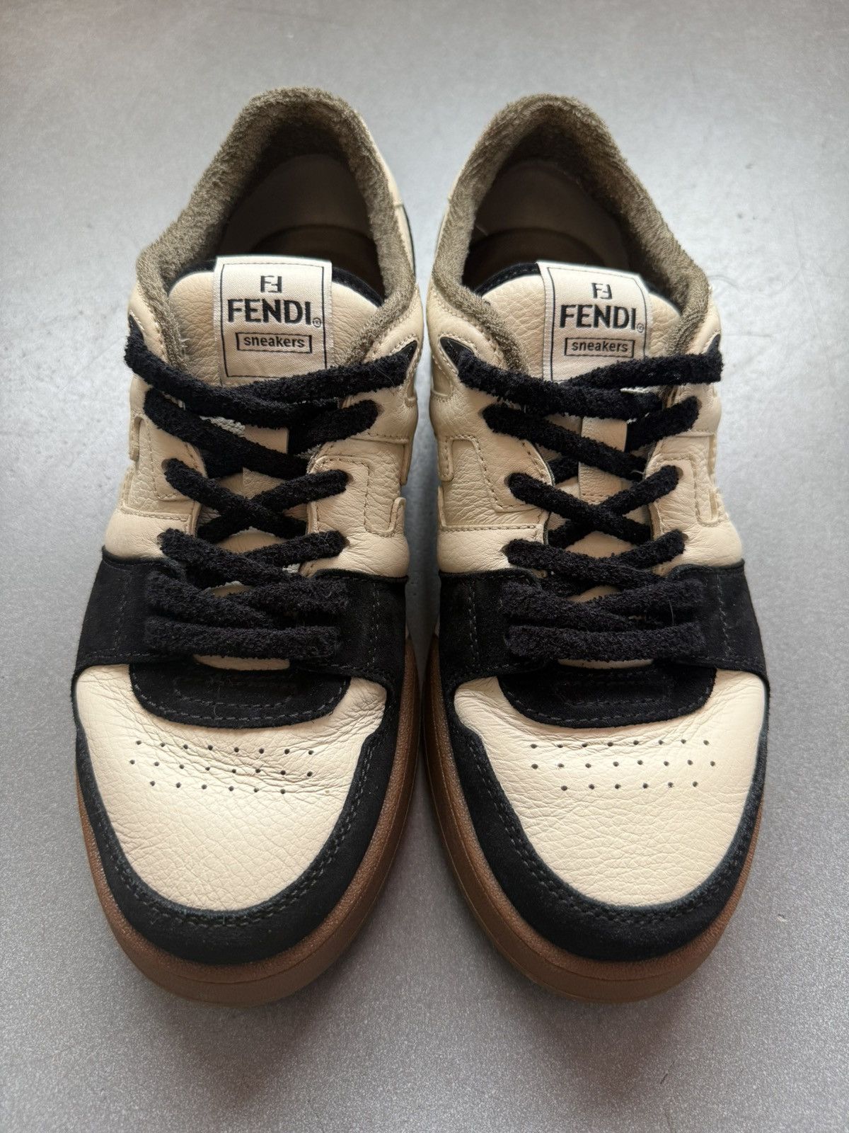 Fendi Fendi Match Low Top Leather Sneaker Cream/Black Size US 11 / EU 44 - 8 Thumbnail